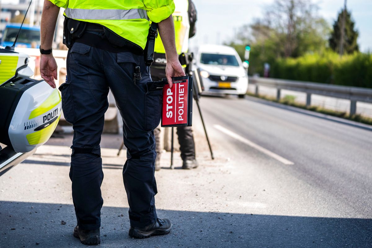 En 18-årig mand er formentlig røde øre efter en køretur, han var på i mors bil.