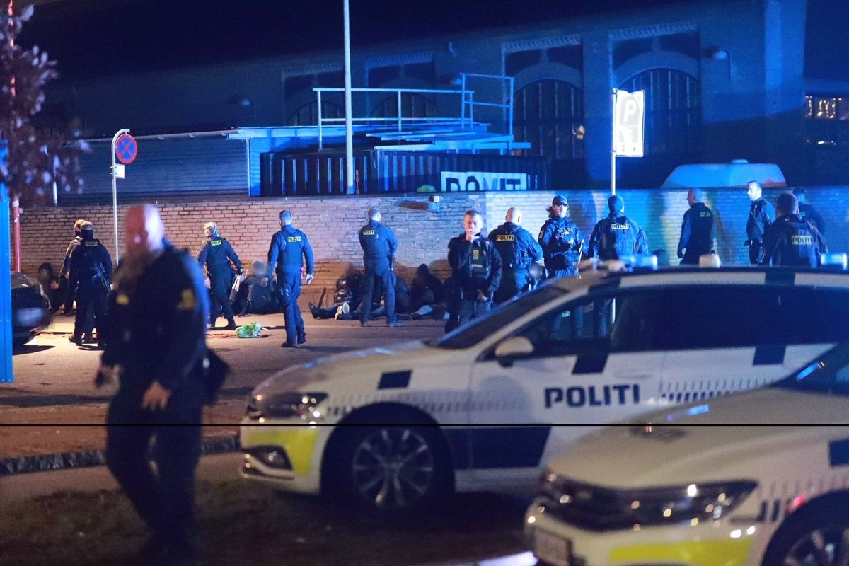 Udførelse rolige kød Kæmpe politiaktion ved fængsel • Newsbreak.dk