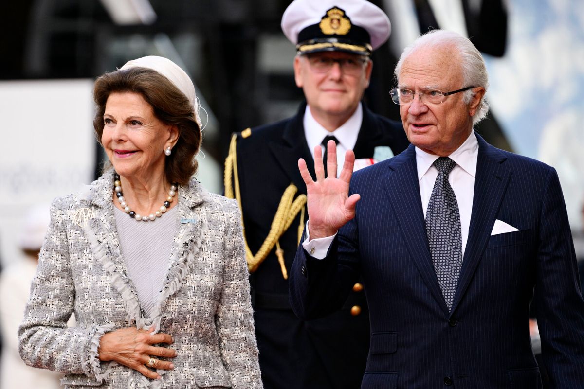 Dronning Silvia og kong Carl Gustaf glæder sig meget til, at prinsesse Madeleine og børnebørnene flytter hjem.