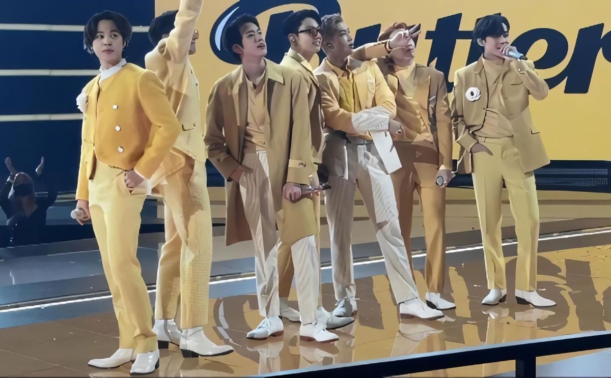 BTS ses her på scenen ved American Misic Awards i november 2021.