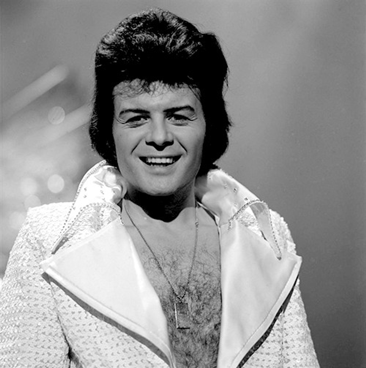 Gary Glitter er atter sendt bag tremmer.