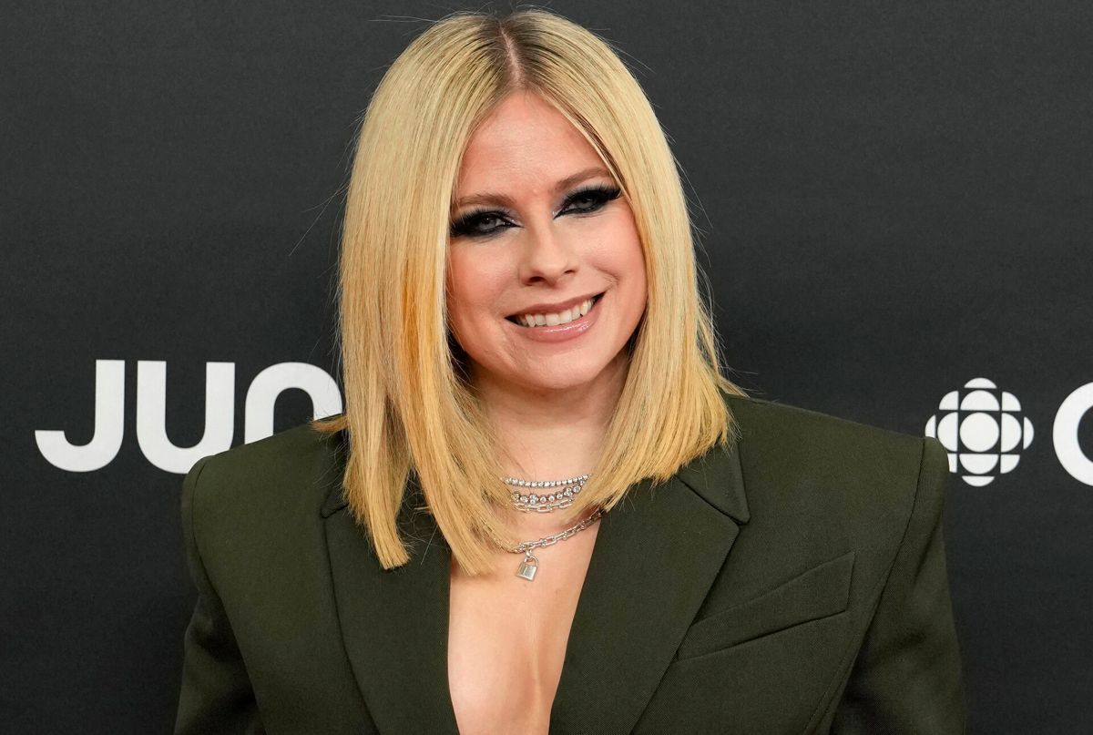 Avril Lavigne på den røde løber ved 'Juno Awards' i Edmonton, Canada, mandag aften.