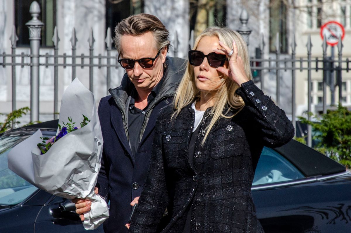 Caroline Fleming var også til stede. Hun har kendt familien gennem mange år.