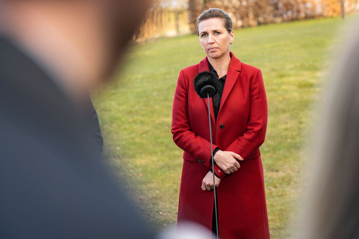 Statsminister Mette Frederiksen (S) til doorstep efter lanceringen af Ukraine-fonden på Marienborg i Kongens Lyngby.