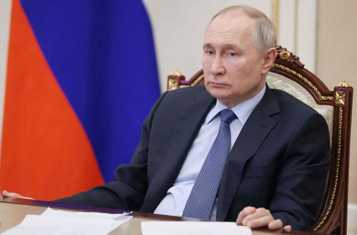Den Internationale Straffedomstol (ICC) har udstedt en arrestordre på Ruslands præsident, Vladimir Putin.