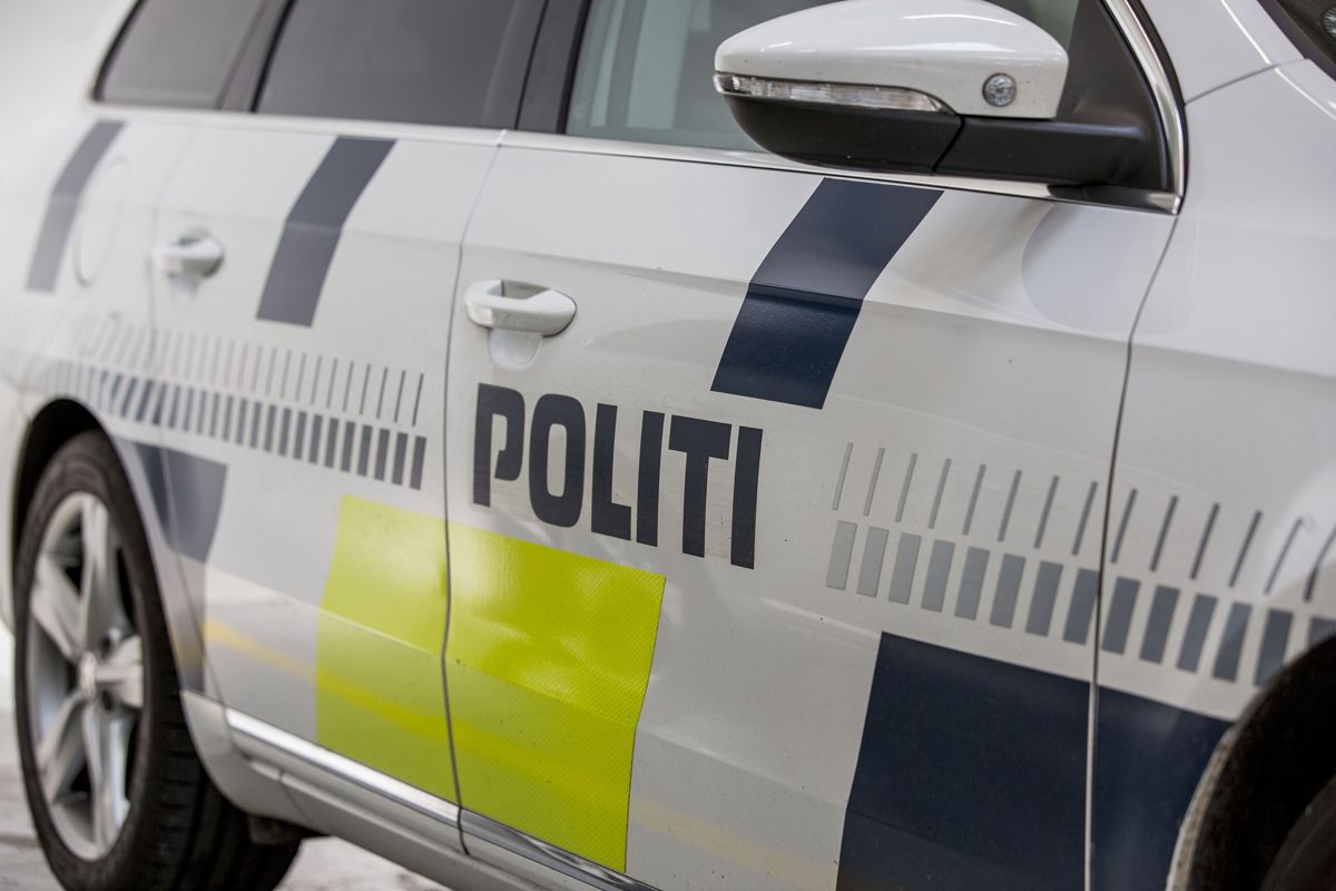 Betjentene ledte efter blotteren, som havde taget flugten.