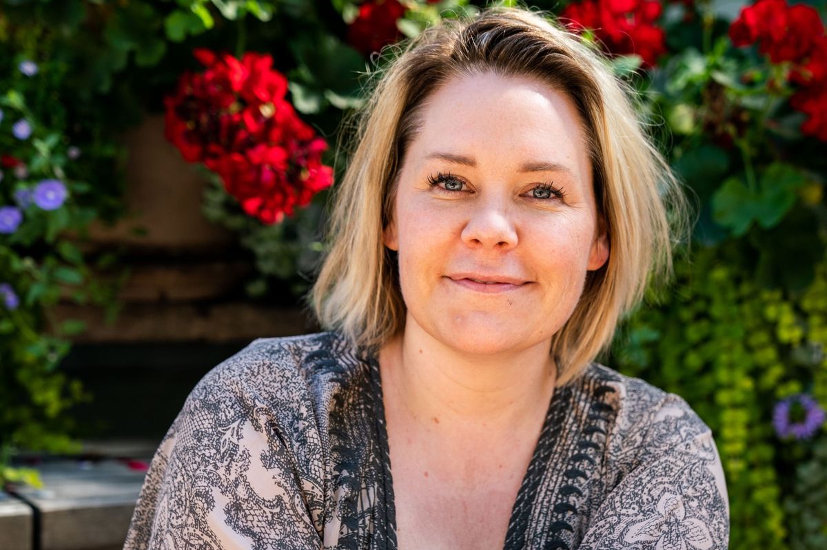 Linda P glæder sig til en sommer i Glassalen i Tivoli.