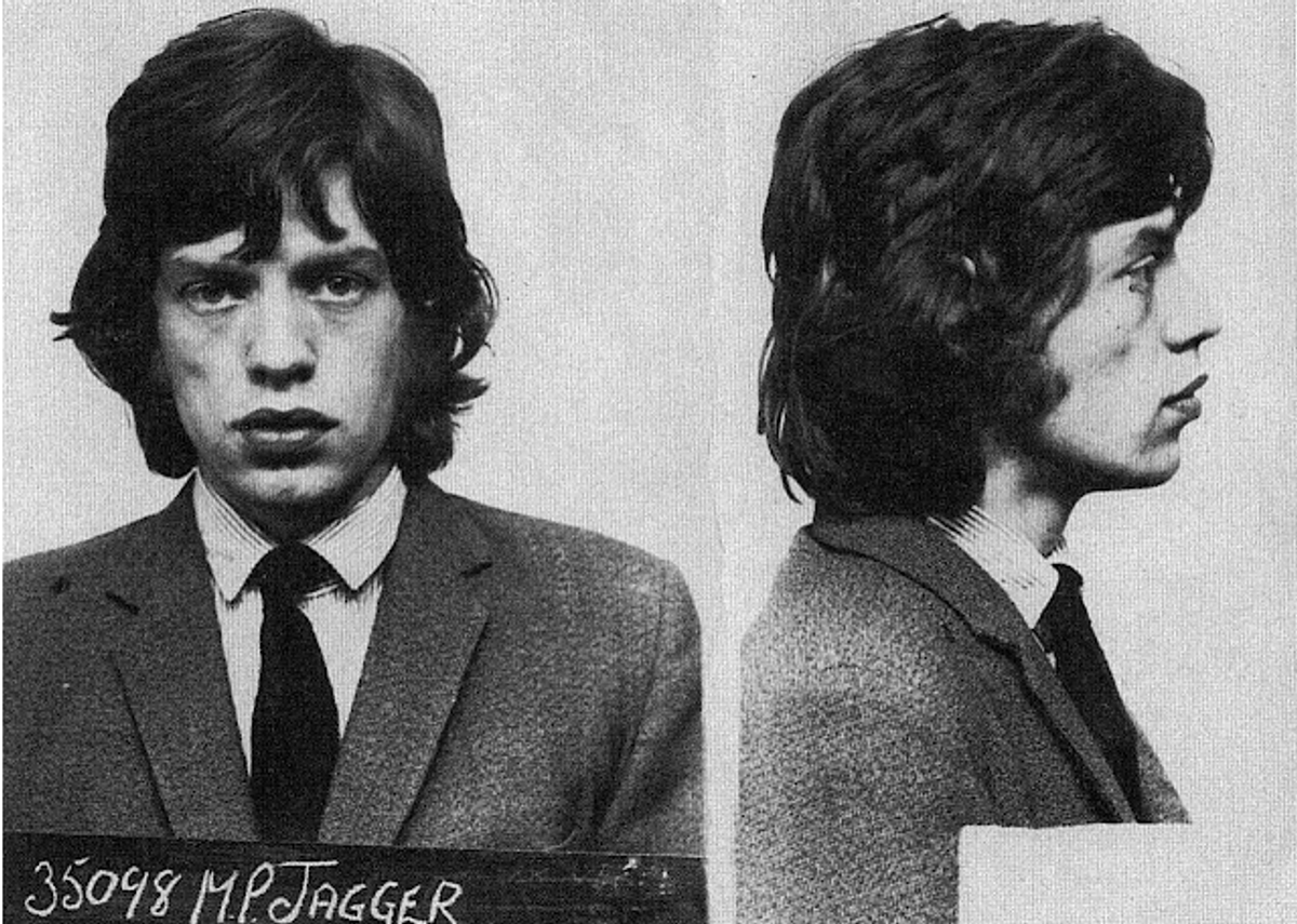 Også Mick Jagger har været i håndjern eftersom han blev anholdt sammen med Keith Richards tilbage i 1967