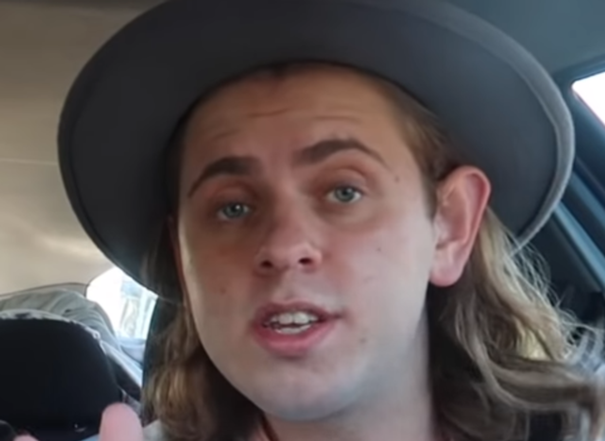 En af Danmarks bedst kendte youtubere bliver nu mindet i en bog skrevet af hans forældre.