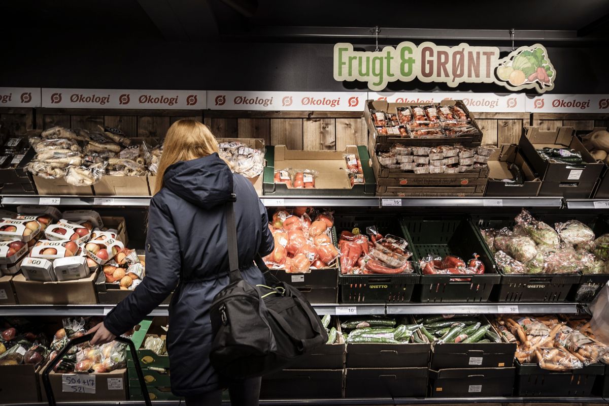 Mange vil nok blive overrasket over, hvor mange penge de bruger på dagligvarer og fastfood, siger Nicolaj Christensen, der er indehaver af Pengerådgivning. (Arkivfoto).