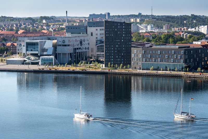 Det er blandt andet denne her udsigt, du kan nyde, når du løber på solsiden i Nørresundby. Arkivfoto: Henrik Bo