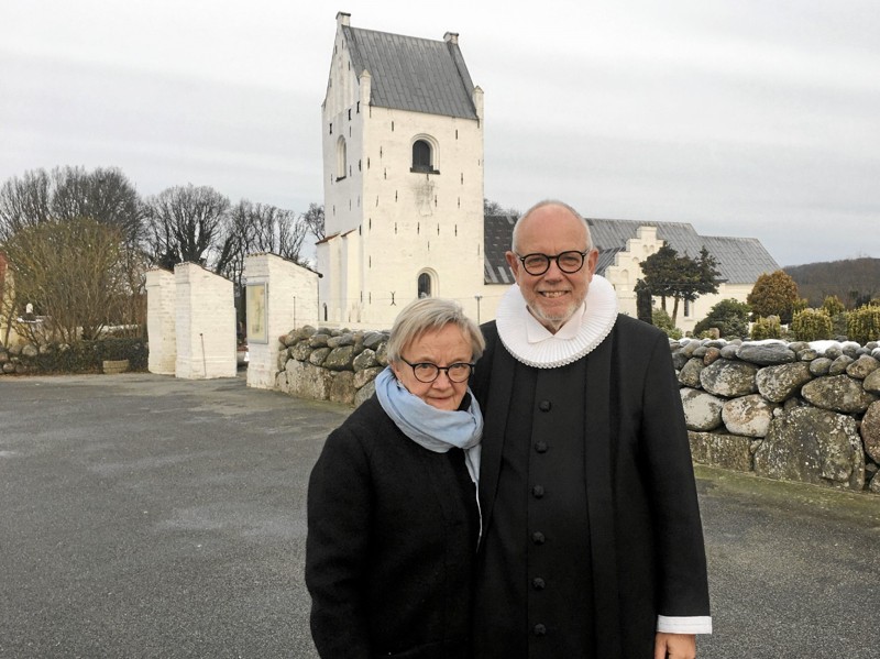Esther og Helge Morre Pedersen var præstepar i Albæk-Lyngså Sogn i perioden 1982 og frem til 2020.