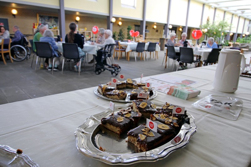 Huskekagen er bagt efter en opskrift af vinderen af Den Store Bagedyst, Liv Martine.