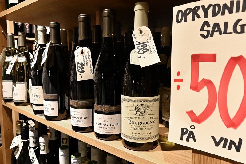 Hvornår har du sidst nydt en eksklusiv Bourgogne. Nu er chancen til halv pris ved vin-oprydningssalget i vinbutik i Thisted og i Nykøbing.