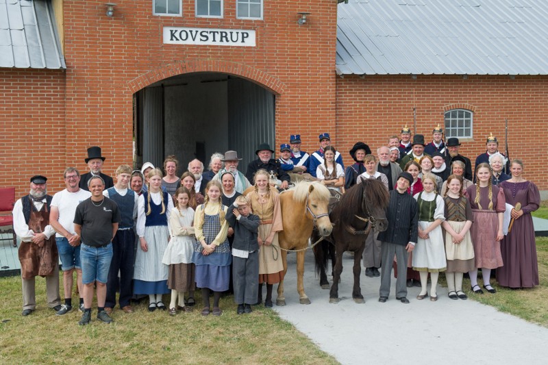 Der står et stort hold bag ethvert Fyrspil. Sidste år var der endda to heste på rollelisten.