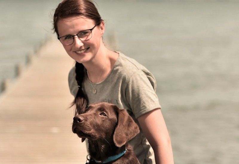 Rikke Johannesen er nyuddannet hundemassør og har åbnet sin egen klinik, hvor hun vil hjælpe de firbenede til bedre livskvalitet.