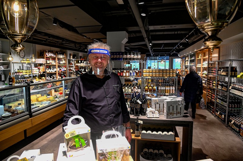 Coronaen og stagnationen i kundernes handel har været hårde ved en vin og delikatessebutik som Prebens Vinhandel og Det smager af Thy. Arkivfoto.