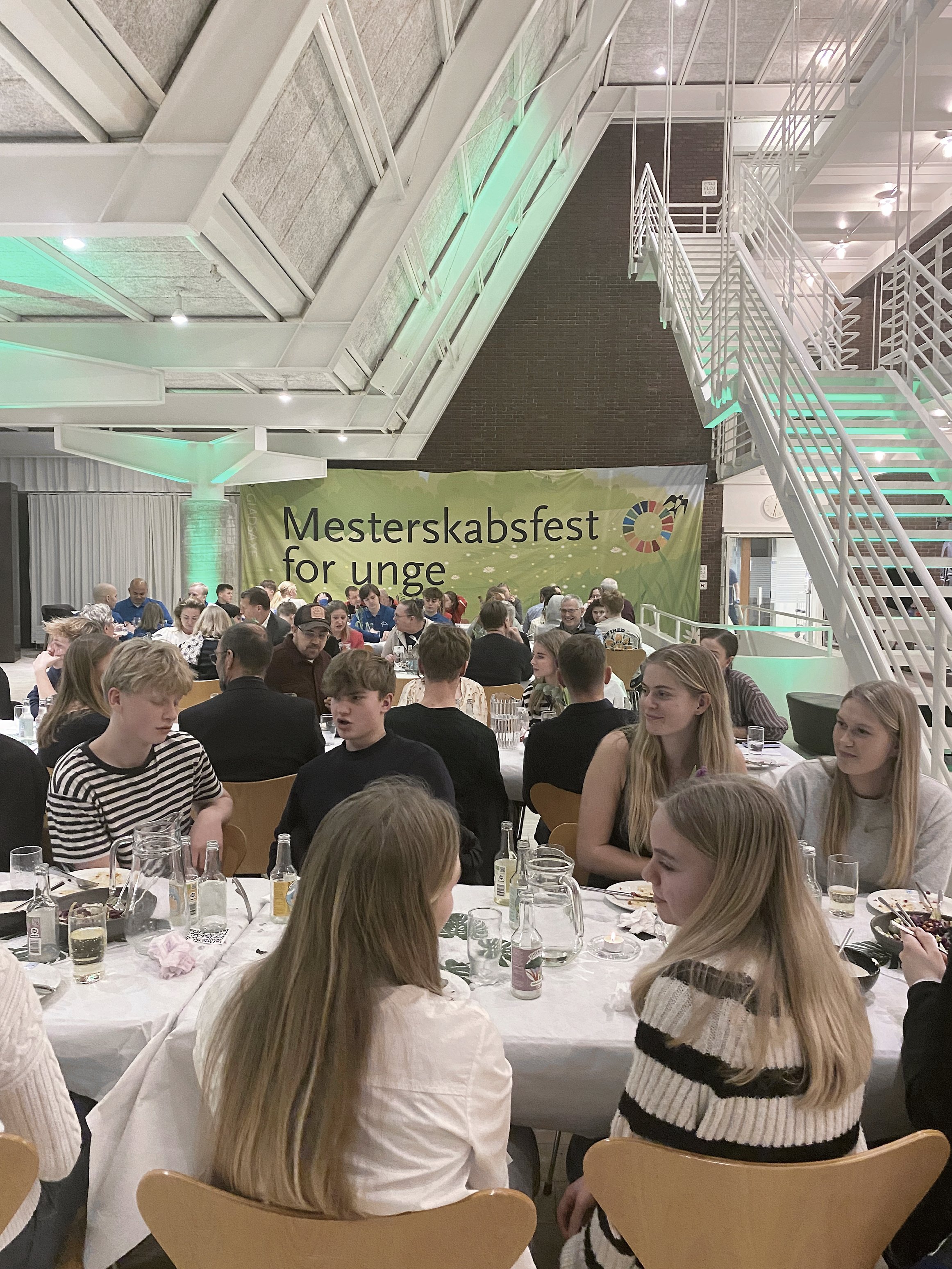 Fredag aften blev alle de unge talenter hyldet med en fest, hvor de også kunne møde hinanden.
