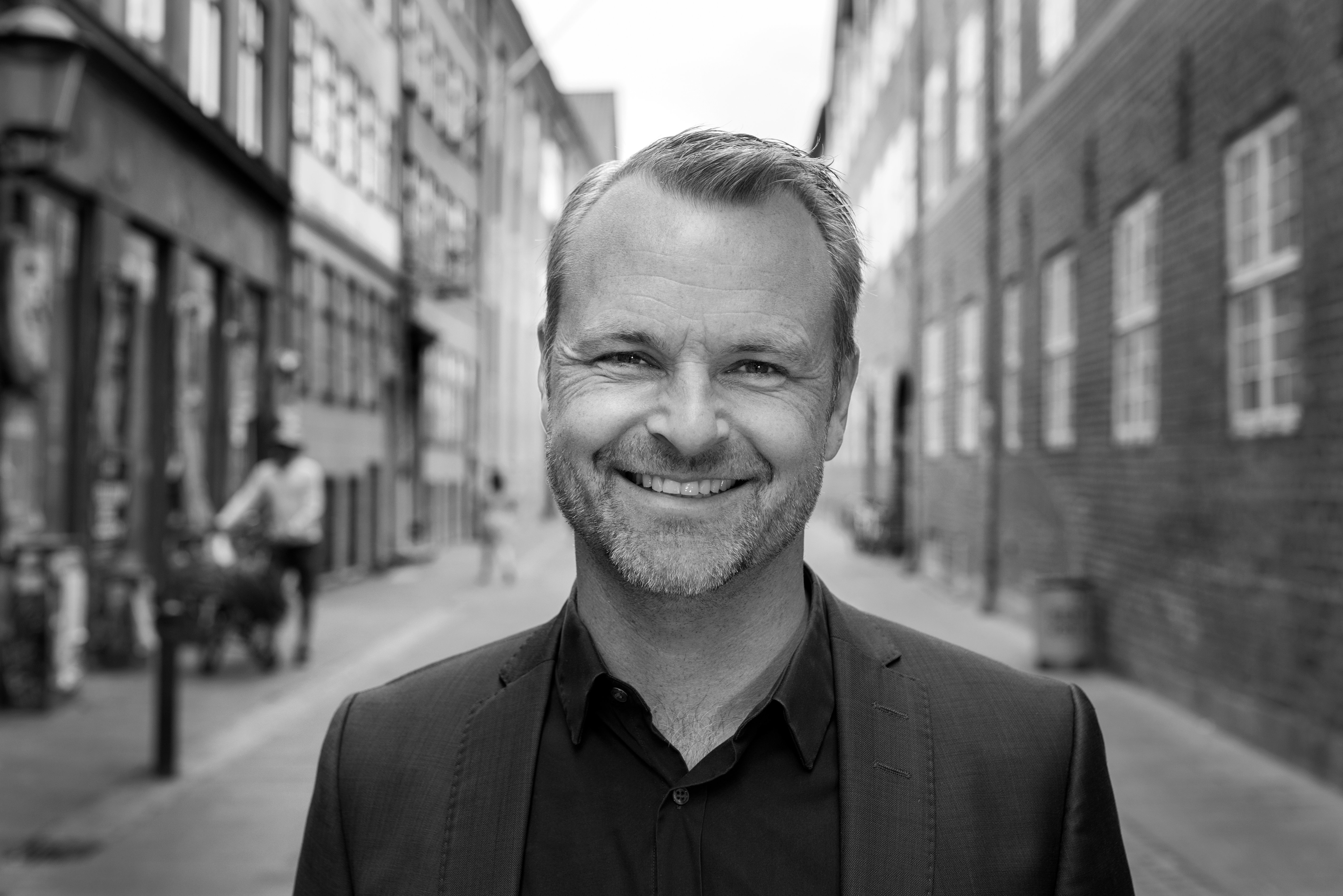Sune Bang er selvstændig kommunikationsrådgiver og brandingekspert. Han har blandt andet stor indsigt i, hvad det betyder for en virksomhed at være hofleverandør. Foto: PR