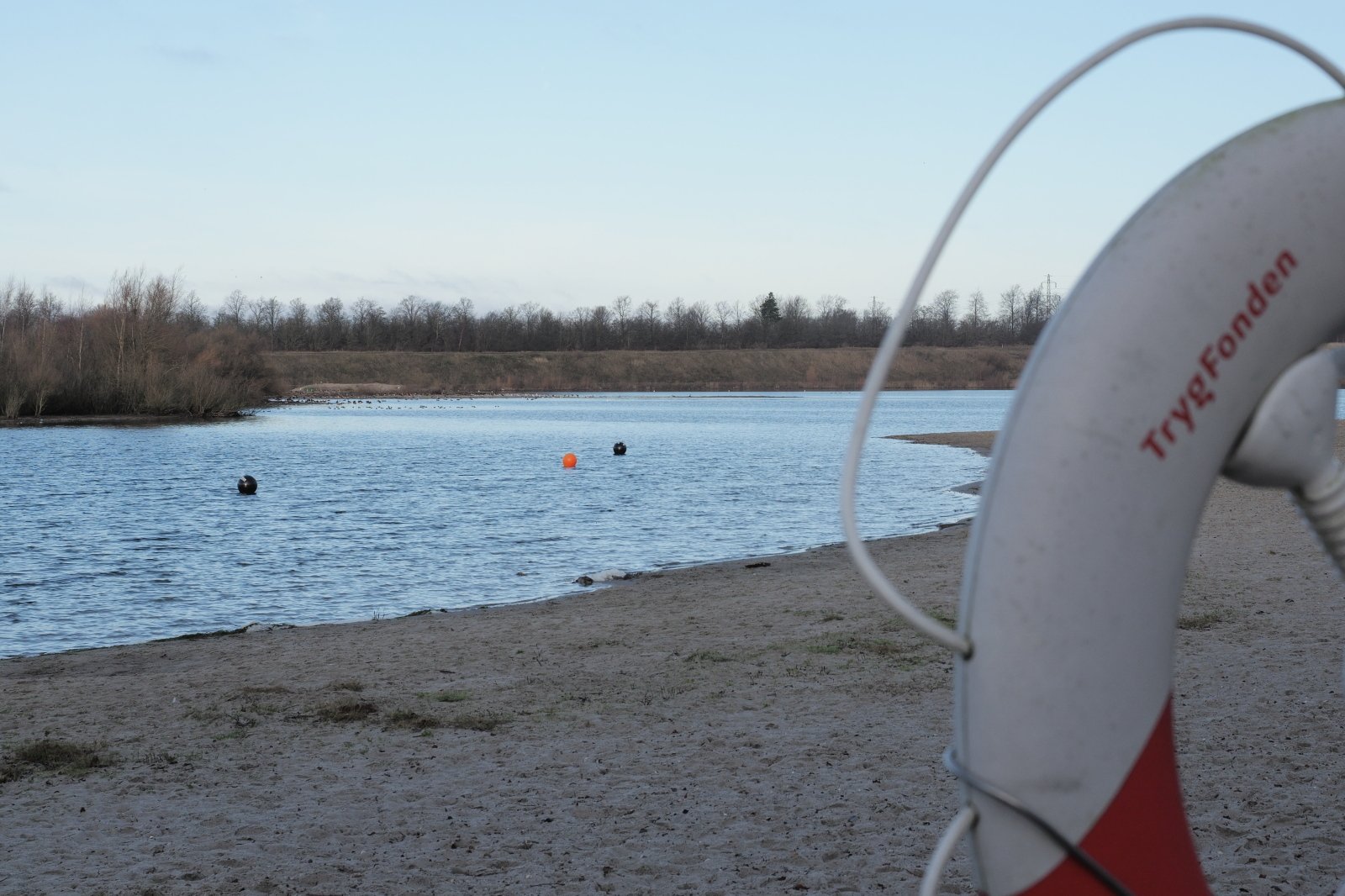 Himmelsøen i Roskilde var et koldt - og dyrt - bekendtskab for en gruppe polakker.