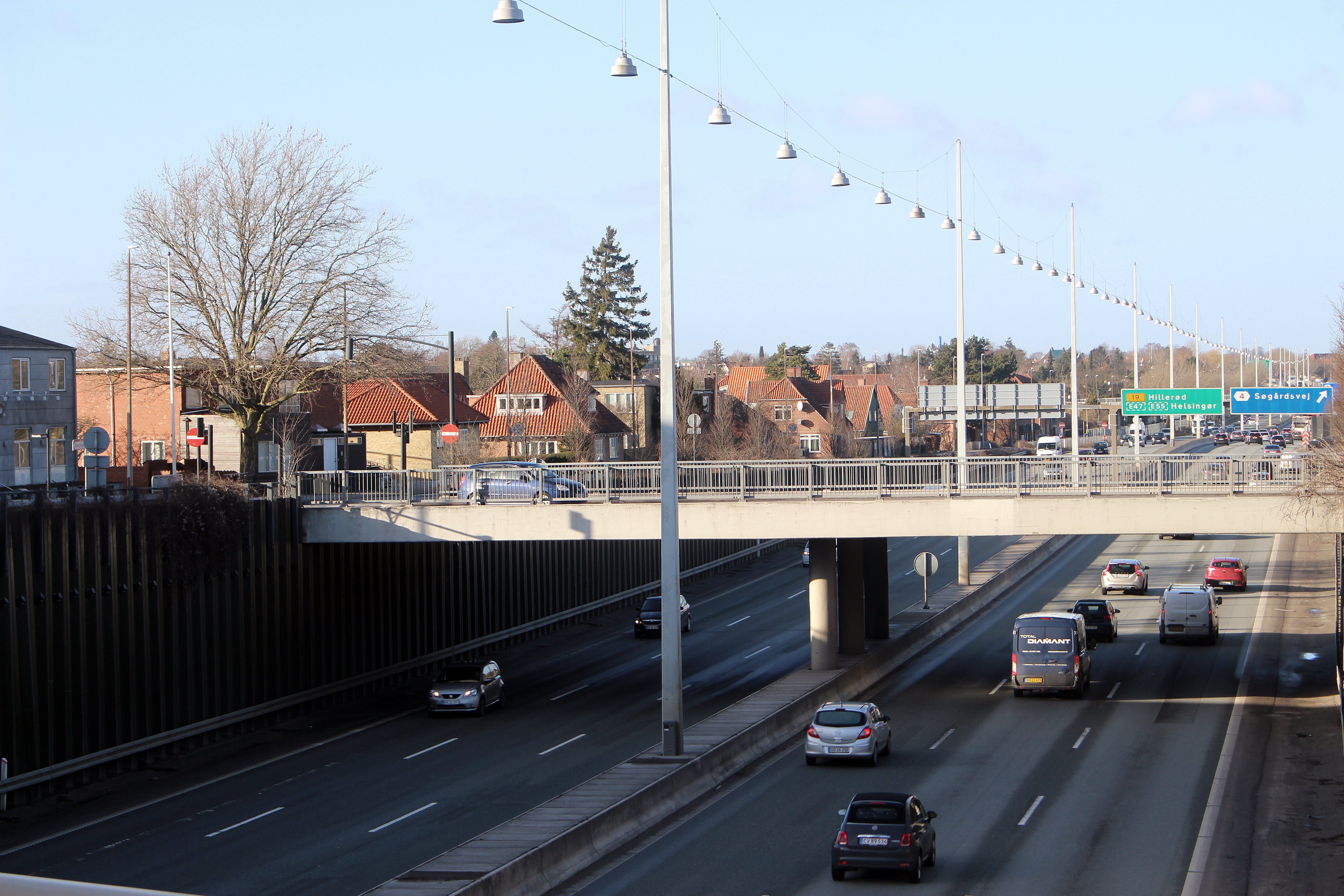 Min nytårsopfordring til alle borgere i Gentofte og øvrige berørte kommuner er, at de bidrager til støjen på Borgen ved at underskrive det fremlagte Borgerforslag, lyder det fra debattør i Villabyerne. Arkivfoto