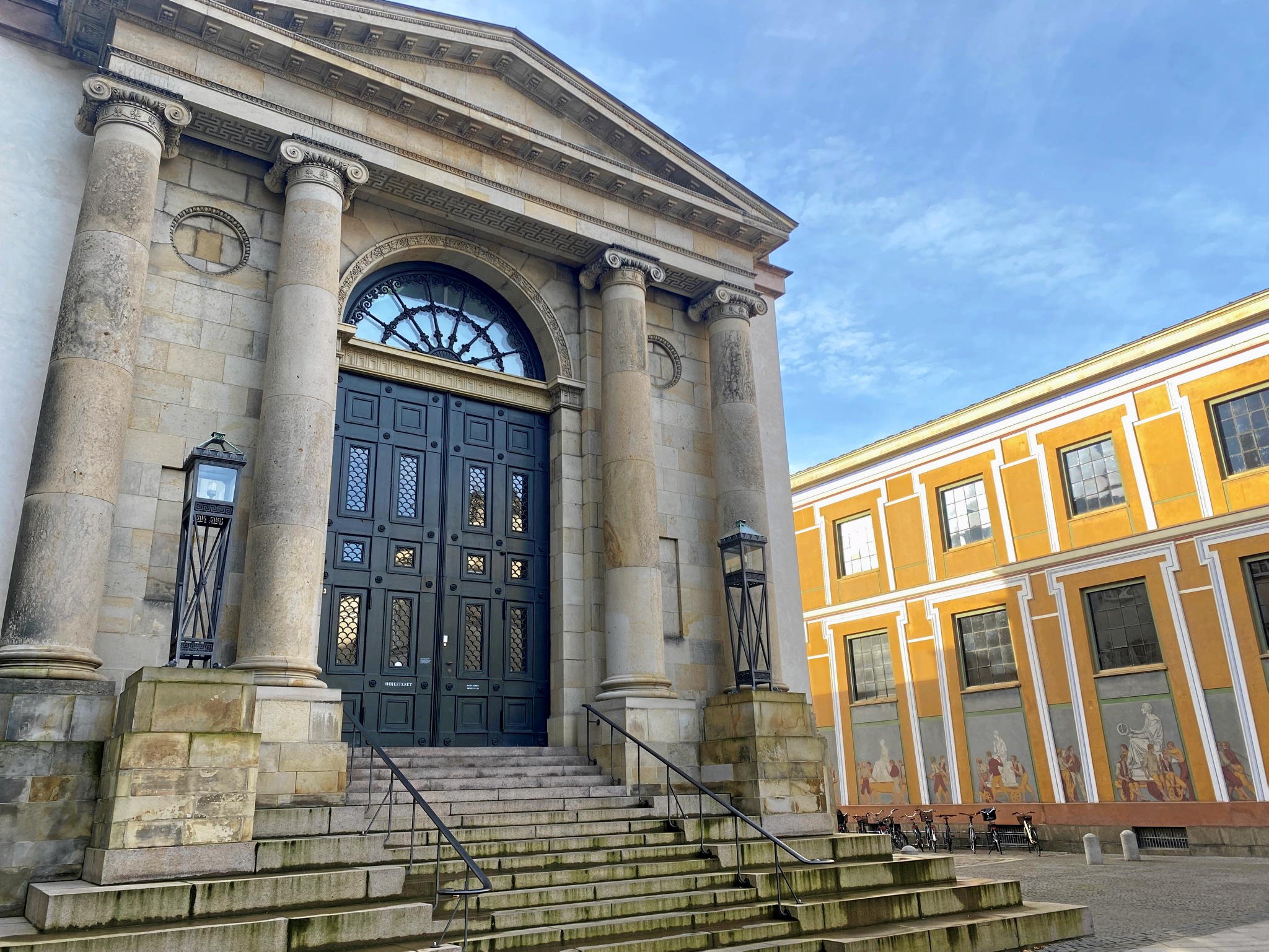 Efter afgørelsen i Højesteret bør Roskilde Kommune se sig om efter en anden juridisk rådgiver, mener Venstre.