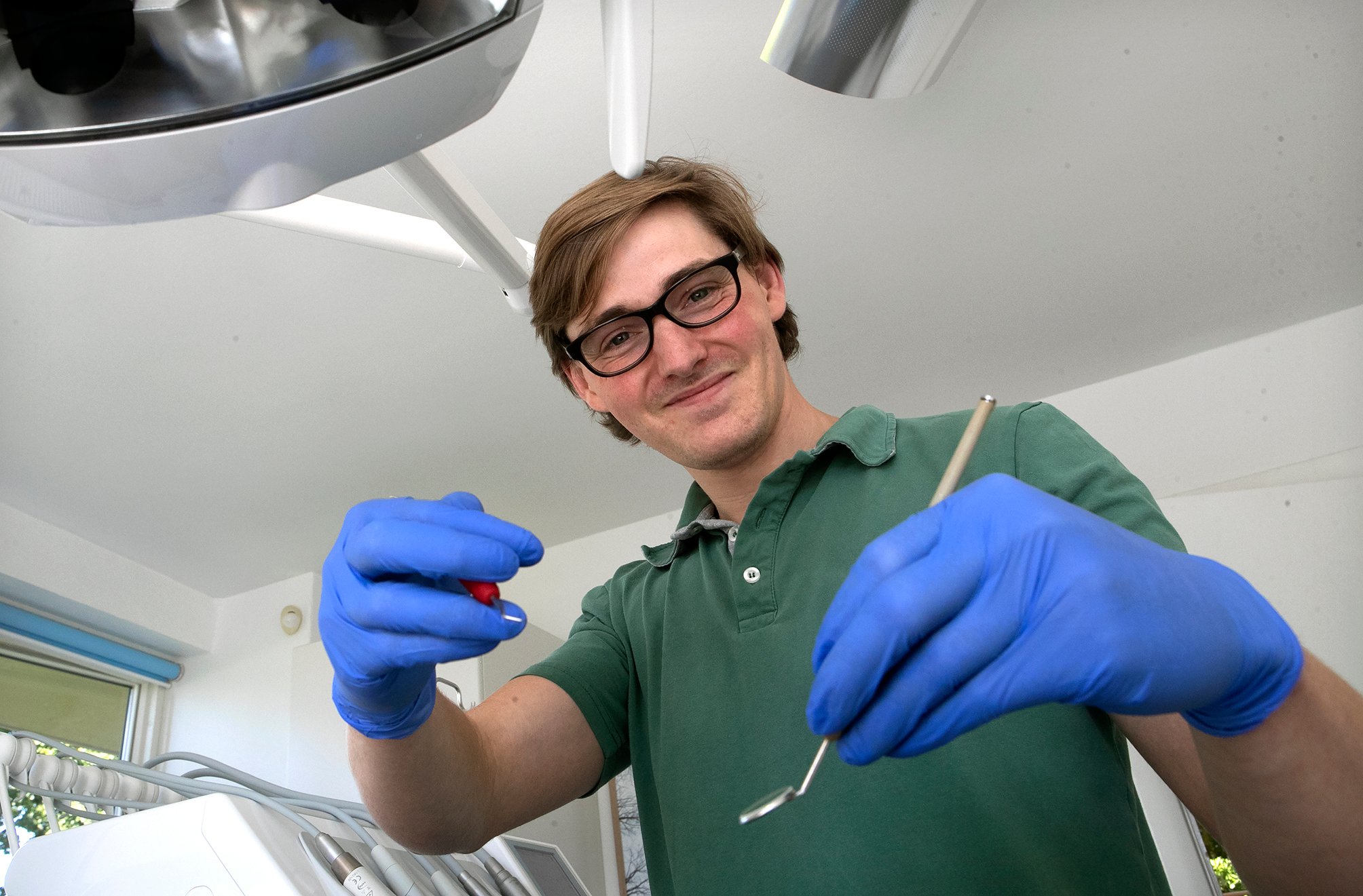 Tandlægeklinikkerne centraliseres. Fremover vil otte klinikker blive til to.