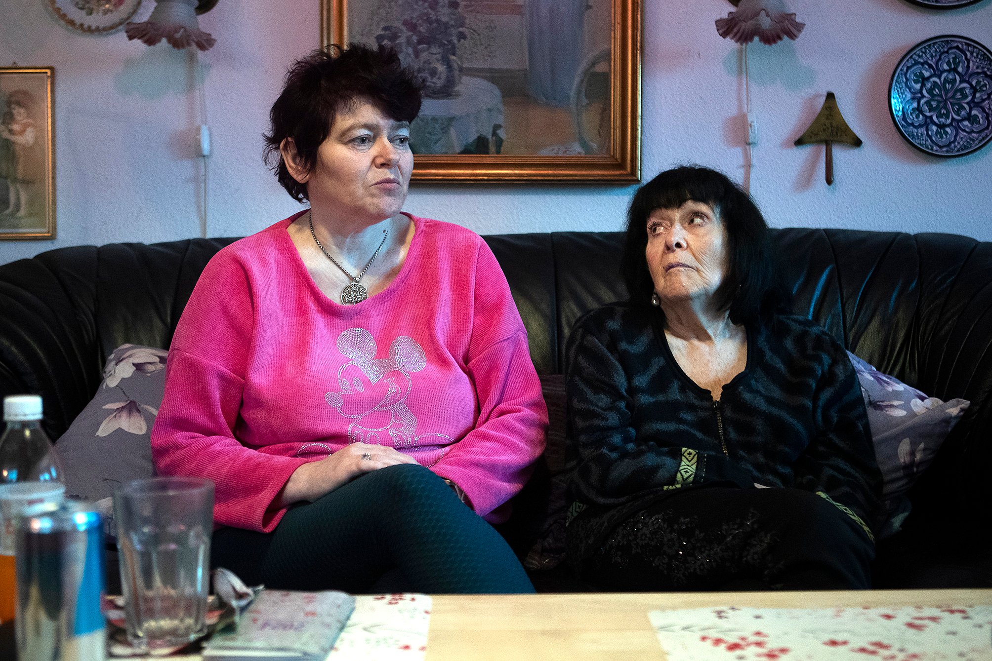 Christina Siber på 49 år (tv.) er på førtidspension, og hendes mor Annelise Siber (th.) er pensioneret.