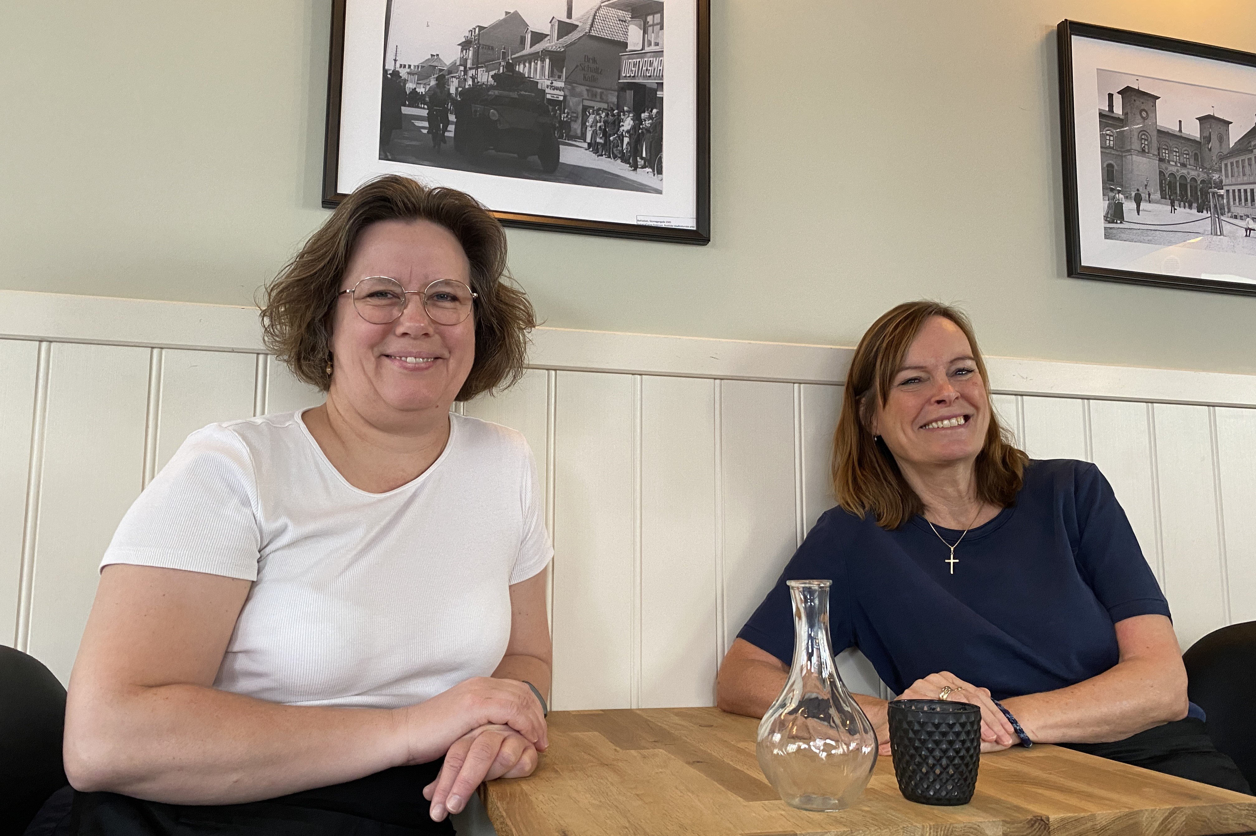 Heidi Falk Jakobsen og Alice Struwe Kjeldsen (th) ejer Pause Øl & Vinbar.