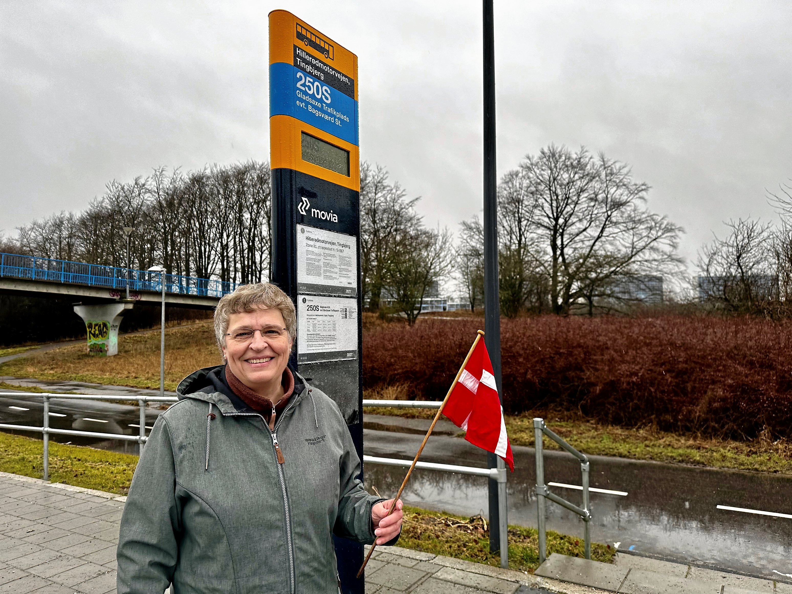 Det nye stoppested ved motorvejen er nu i funktion
