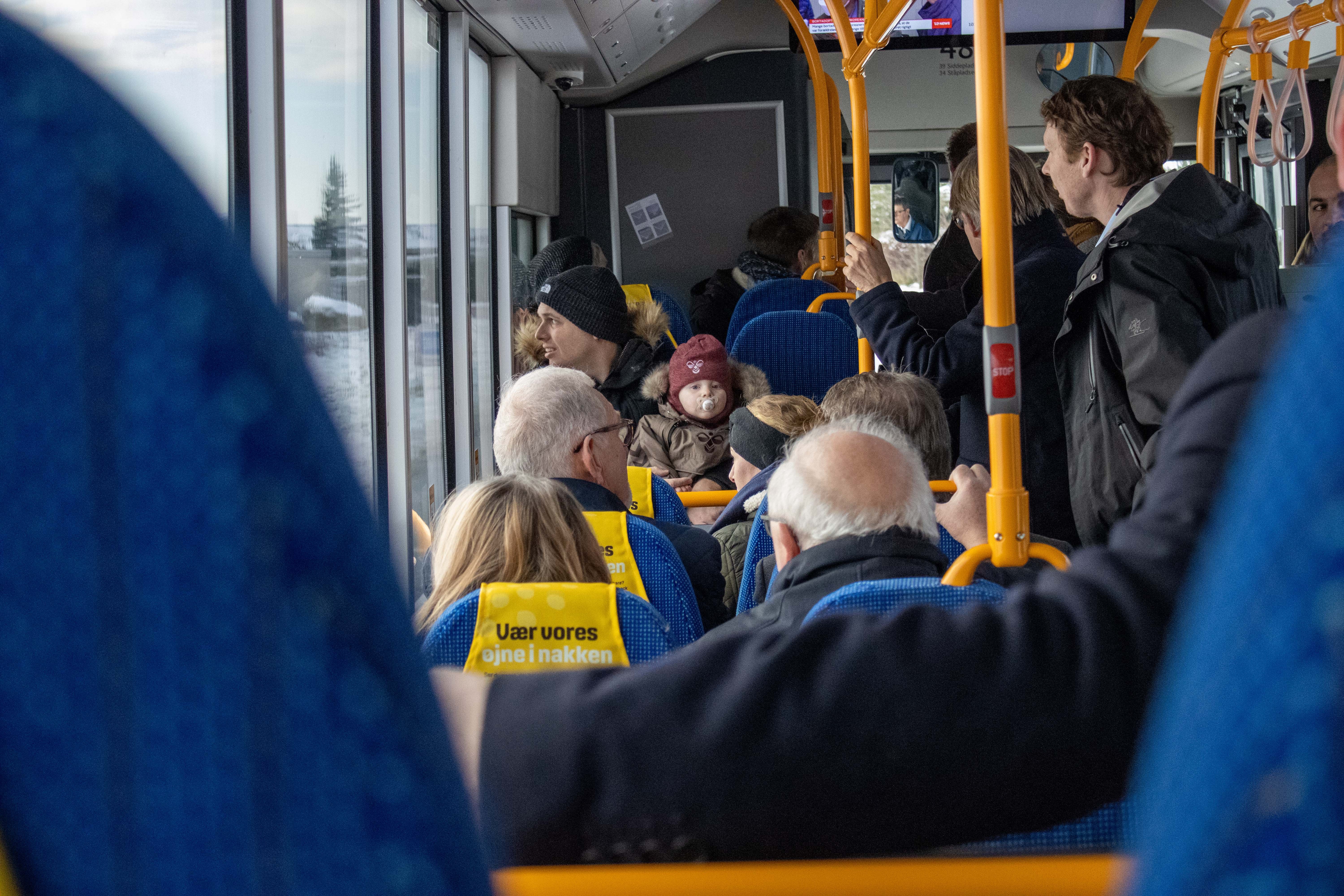 Den nye Region Østdanmark risikerer at skulle spare op imod 107 millioner kroner på busser fra næste år.