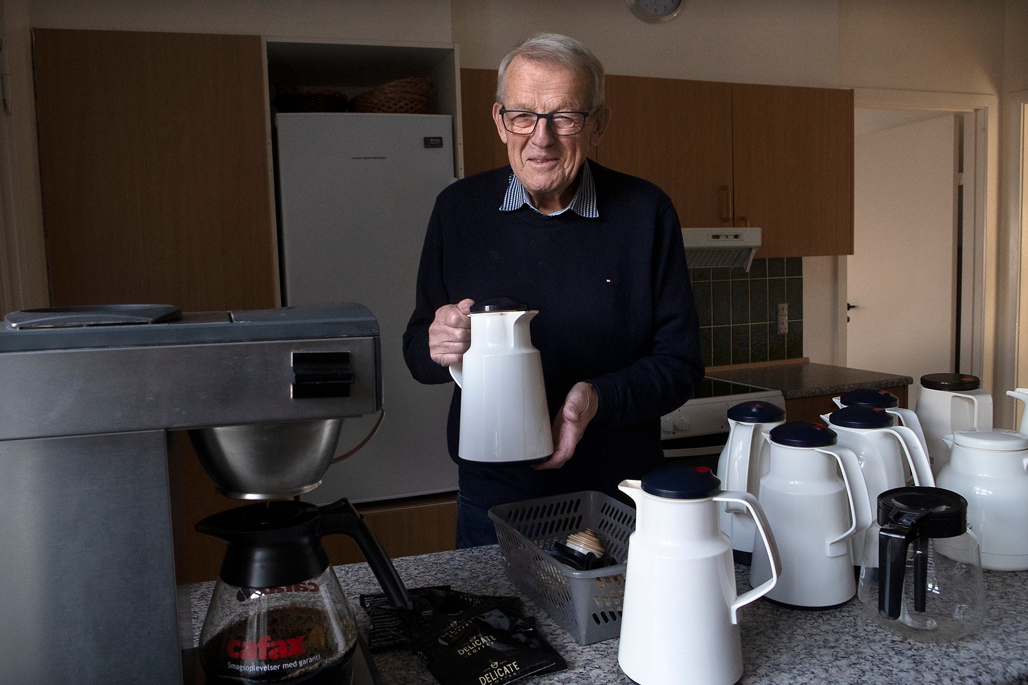 I eftermiddag bliver Egon Jacobsen fejret i det hus, hvor han har lavet kaffe i 37 år.