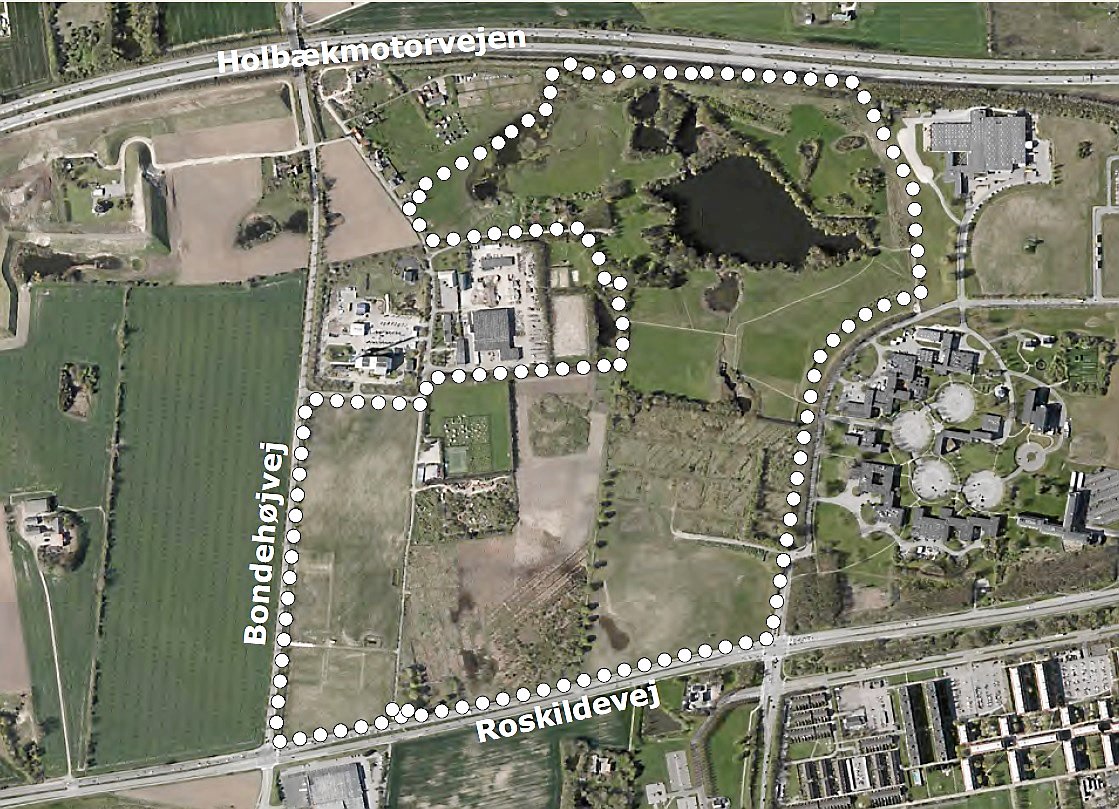 Det er området, som det for år siden var planen at placere et vandland på. Nu er området i kikkerten til et fodboldcampus.