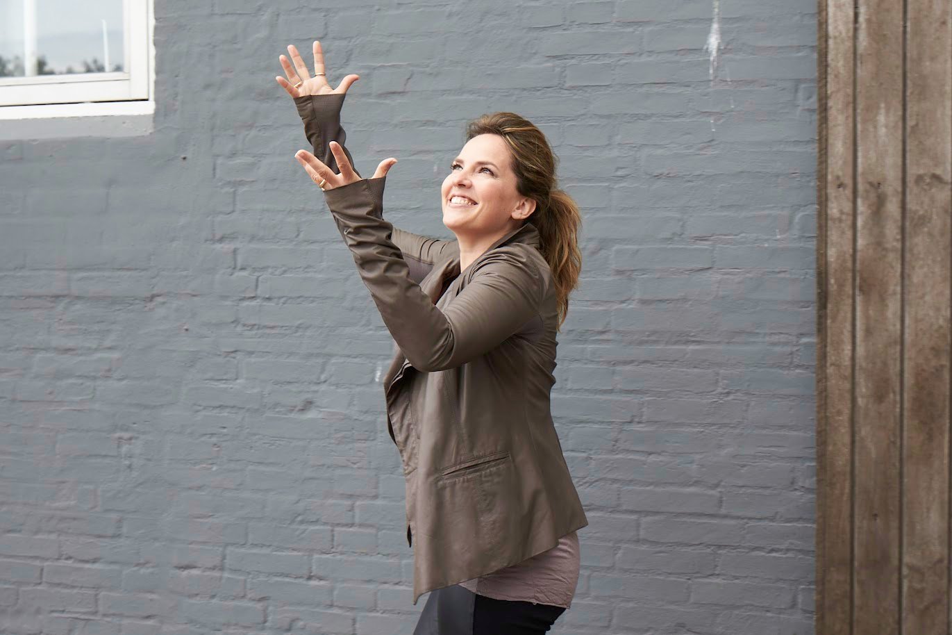 - Og han sagde til mig: “at arbejde med bæredygtighed har gjort mig til et bedre menneske”. Og det er nemlig lige præcist det, den grønne omstilling kommer til, forklarer Anne Skare Nielsen, Chief Futurist, Universal Futurist.