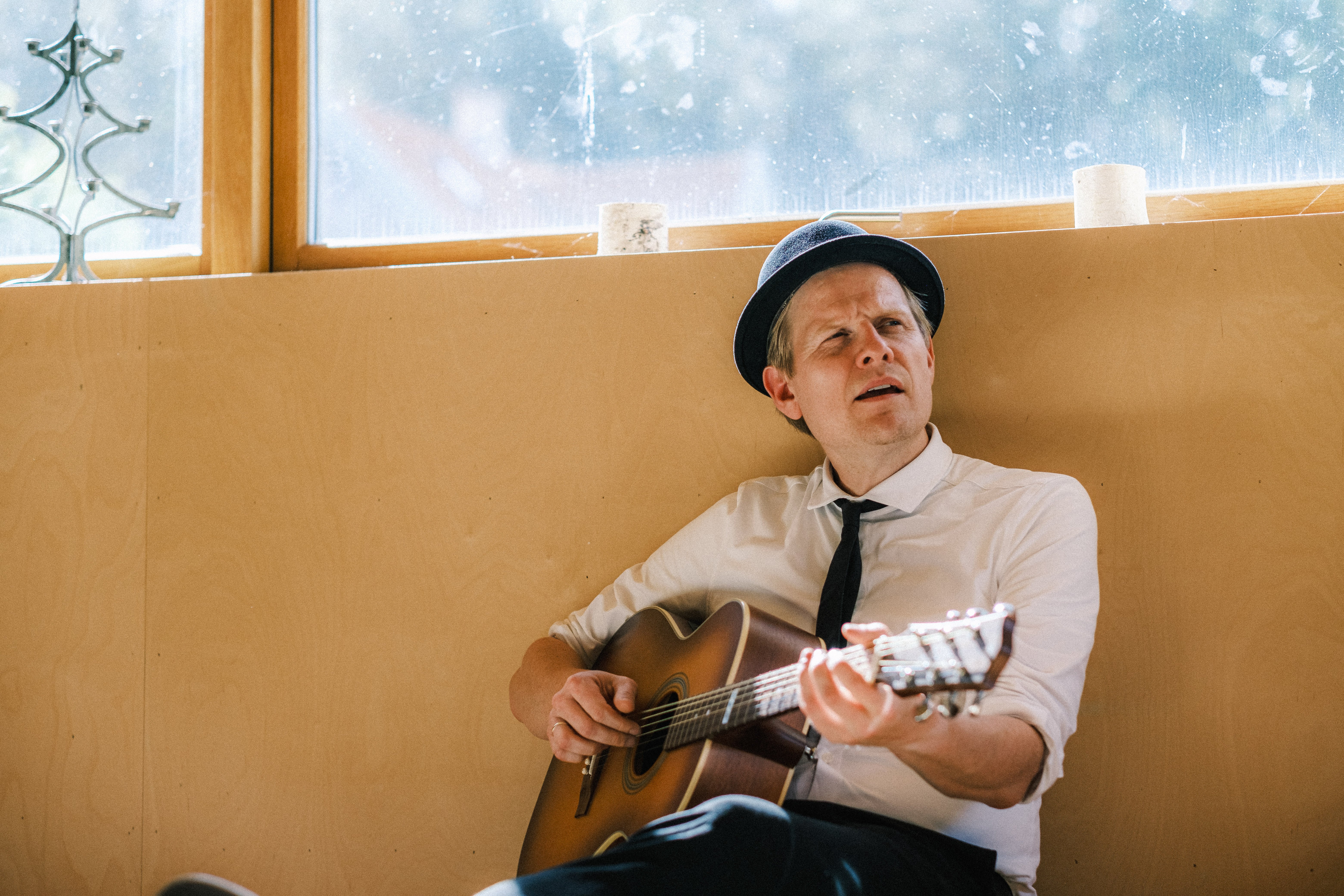 Jens byttede “e” ud med “æ“ i sit navn for at understrege, at han nu synger på dansk. Pressefoto