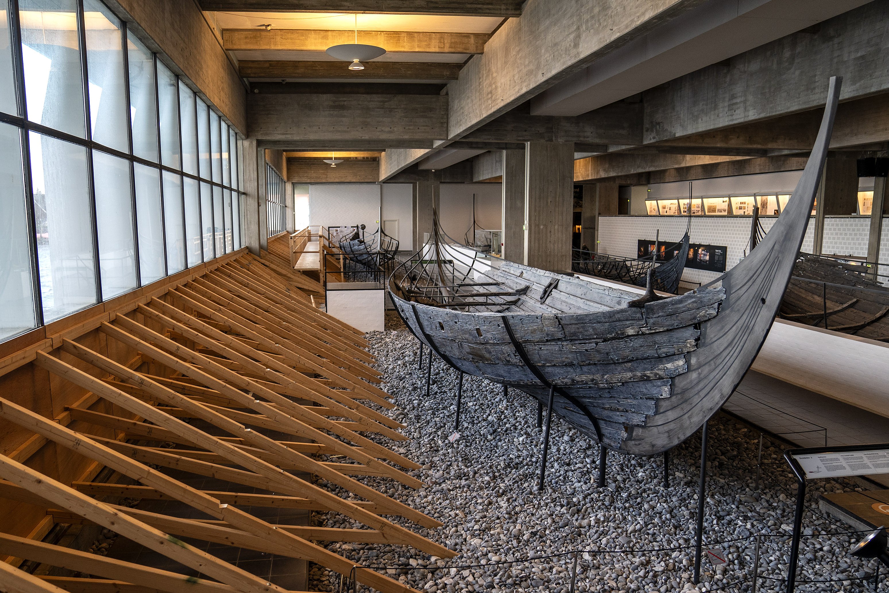 Vikingeskibsmuseet sikrede Vikingeskibshallen under vinterens storme.