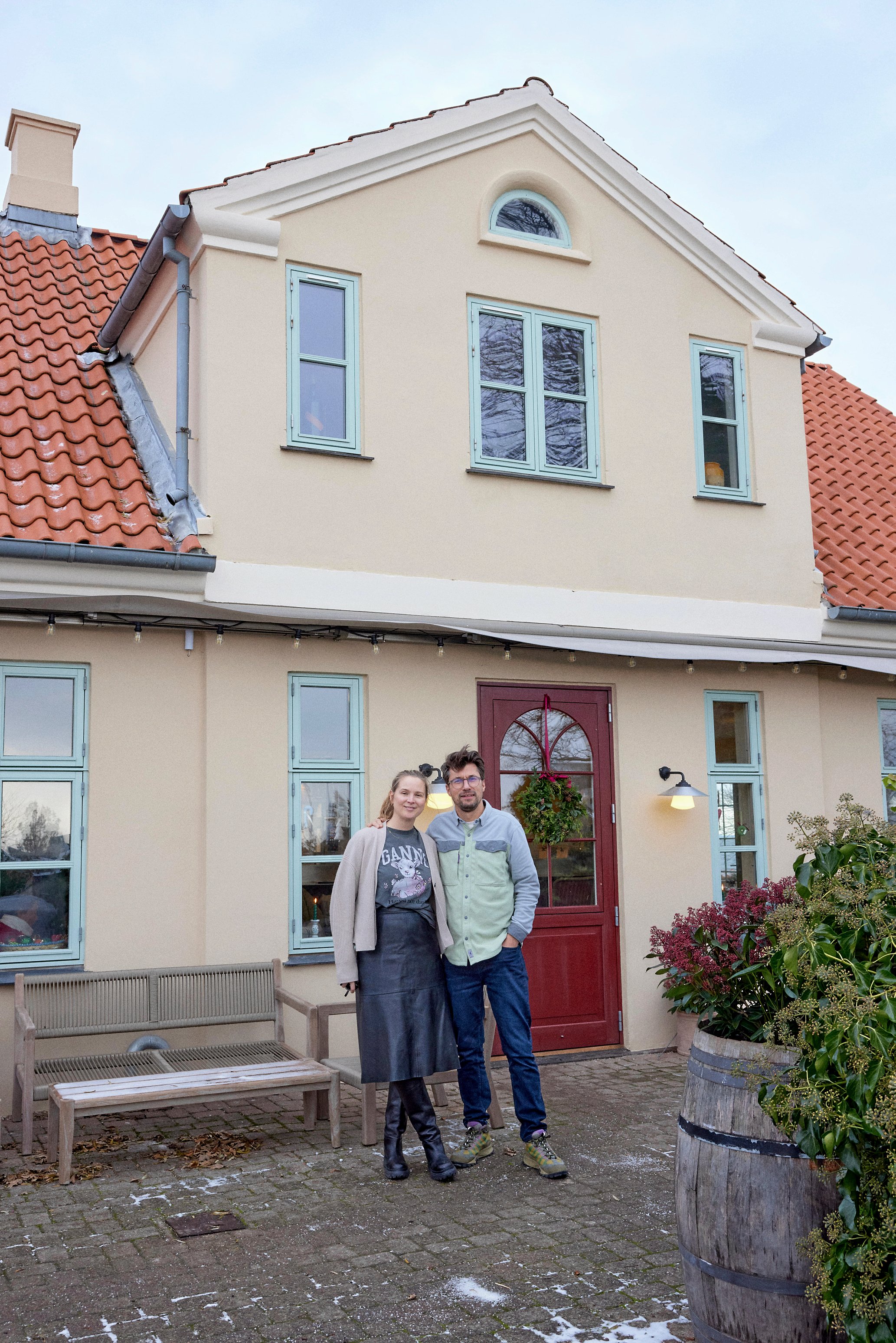 Helle og Gustav Lehmann synes, at de har nået deres drøm med Café Søly på Vedbæk Strandvej. Foto: Privat
