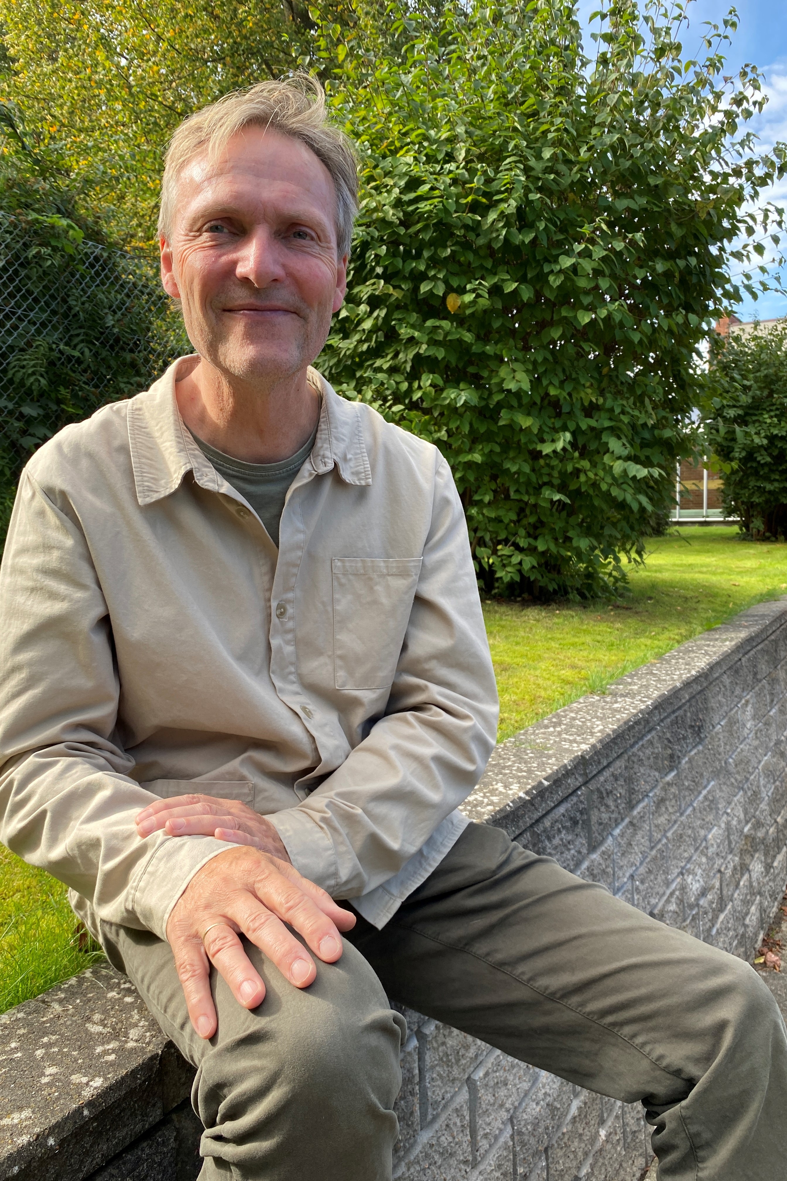 - Lars Ahn Pedersen