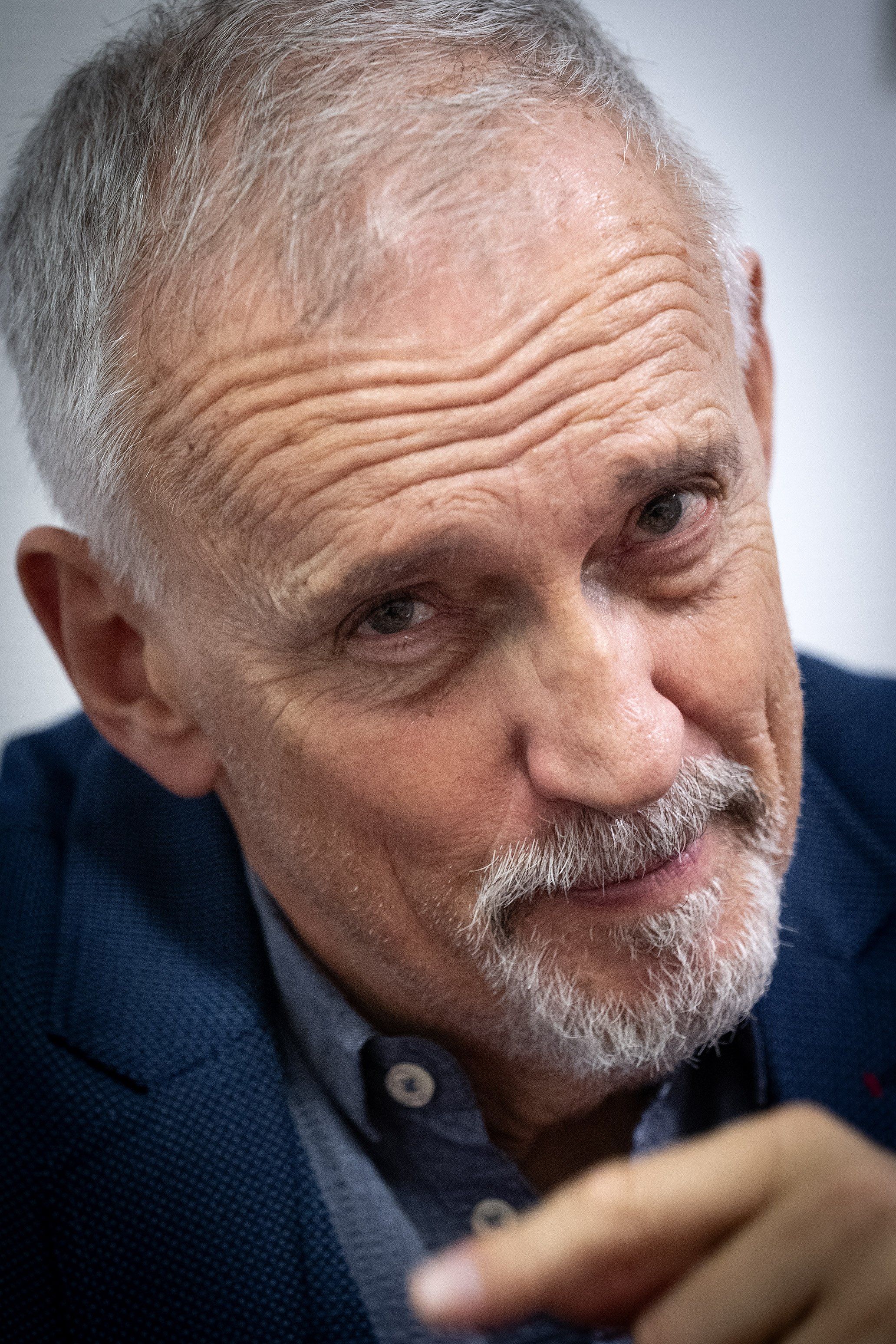 Jussi Adler-Olsen har brugt sine 22 år i Allerød som ramme for hitserien Afdeling Q og efterforsker Carl Mørcks dagligdag.