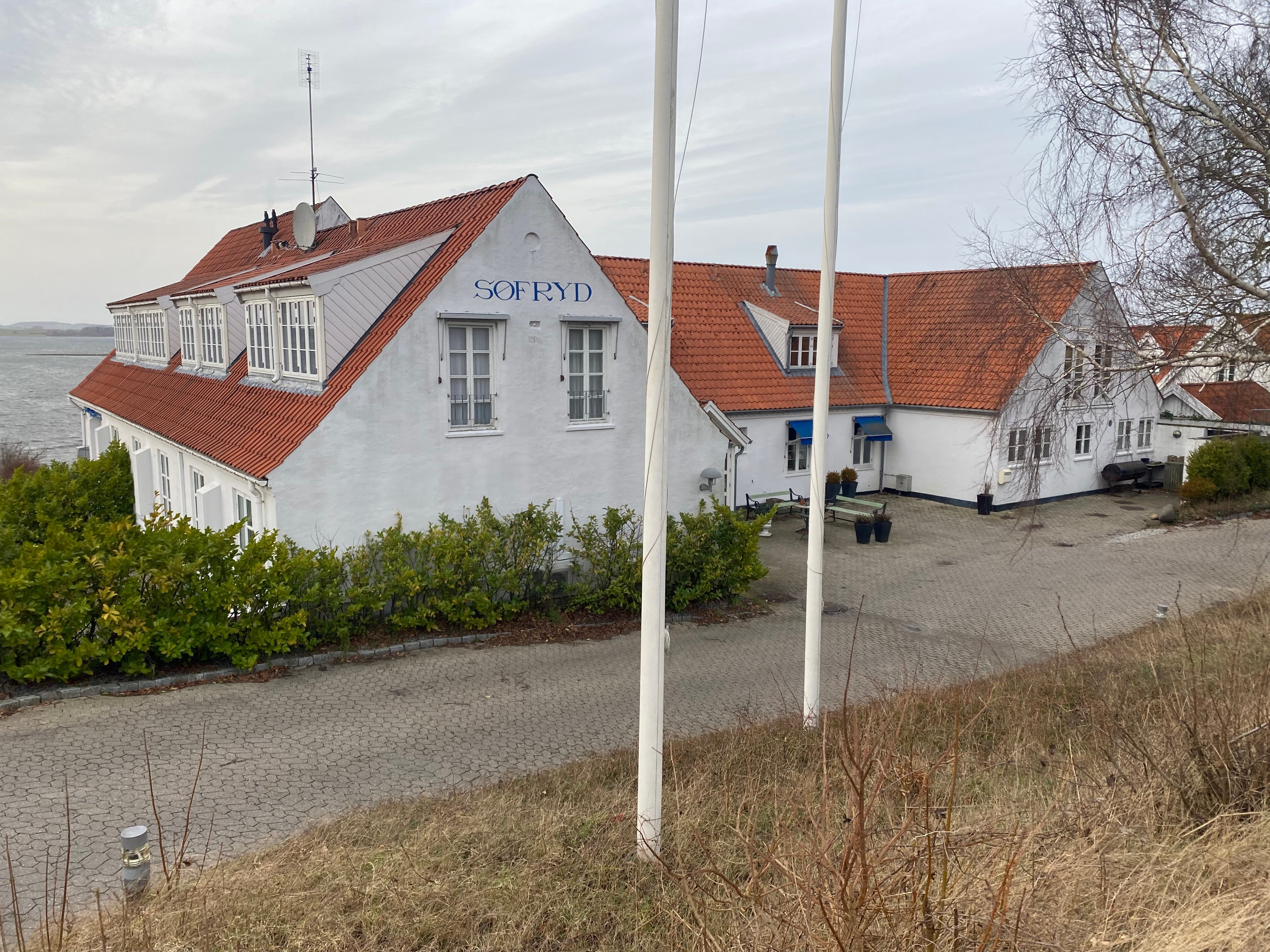 Badehotel Søfryd er reddet, og driftsselskabet hedder nu Badehotellet Søfryd Aps.