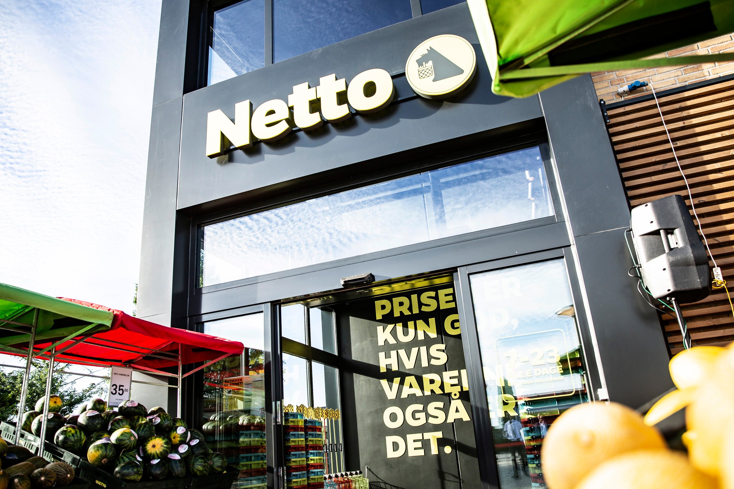 Netto slår dørene op på Selsmosevej søndag.