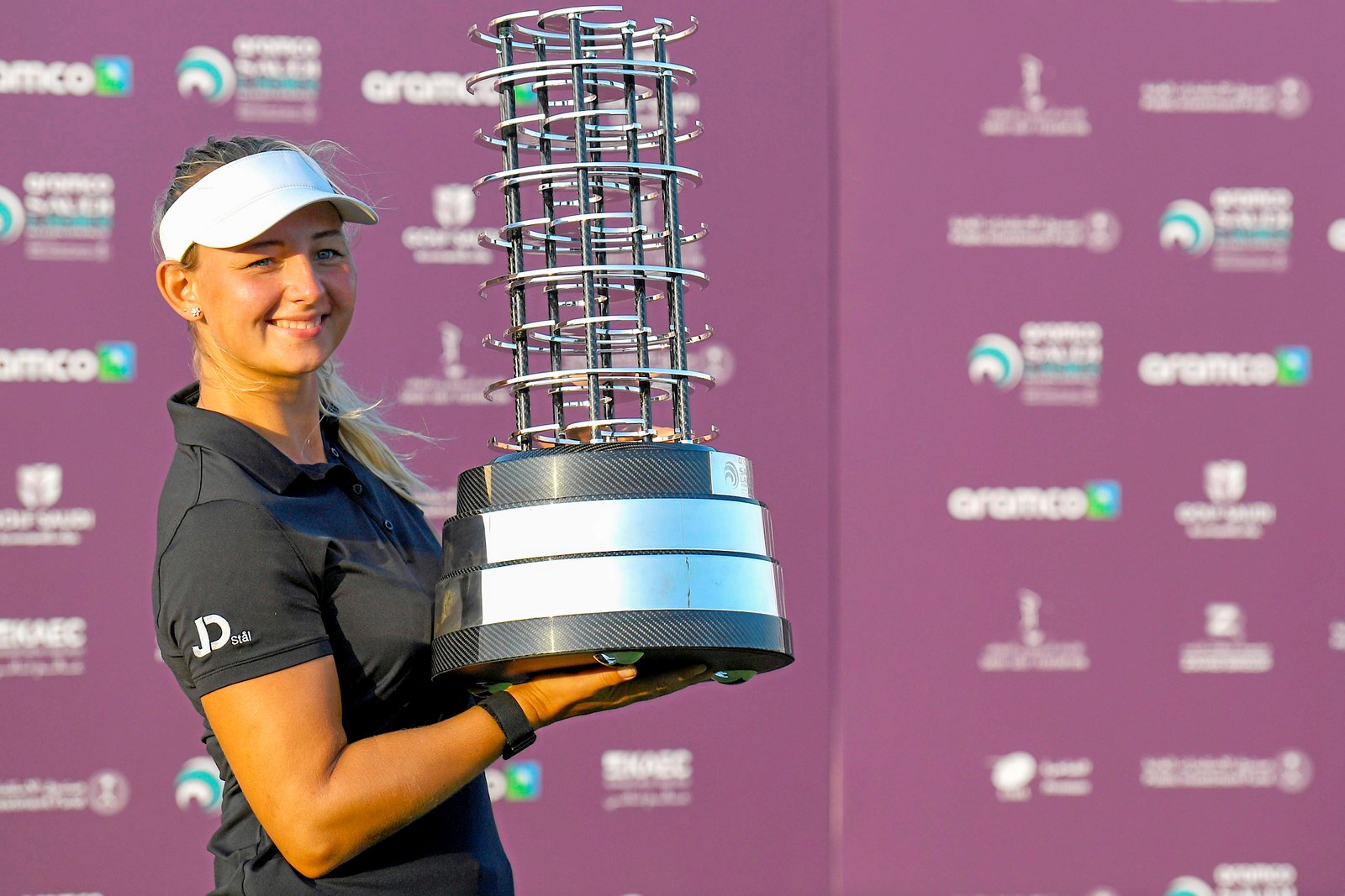 Golfspilleren Emily K. Pedersen overvejede at stoppe, da hun i 2018 og 2019 løb ind i en lang sportslig krise. Søndag kan hun være med til at sikre Europa sejren i Seolheim Cup, hvor Europa dyste rmod USA