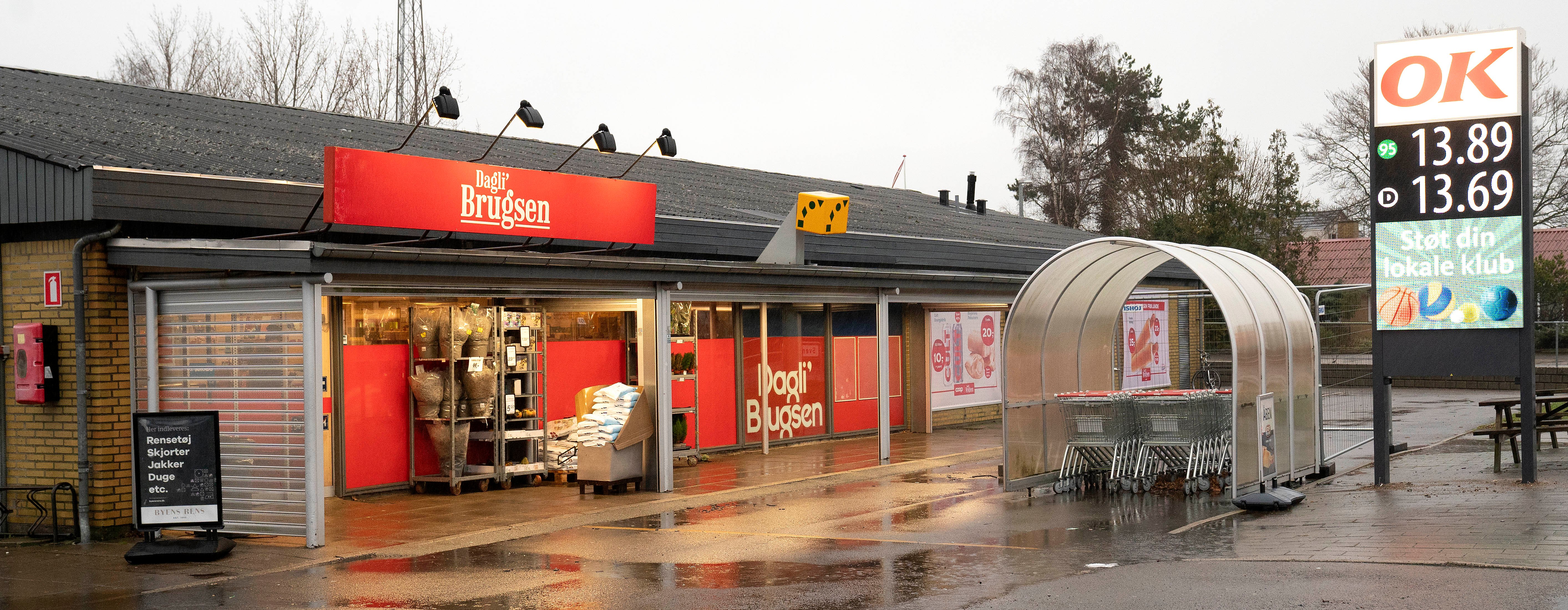 Det er denne bygning i Svenstrup, som Coop ikke vil sælge til hvem som helst.