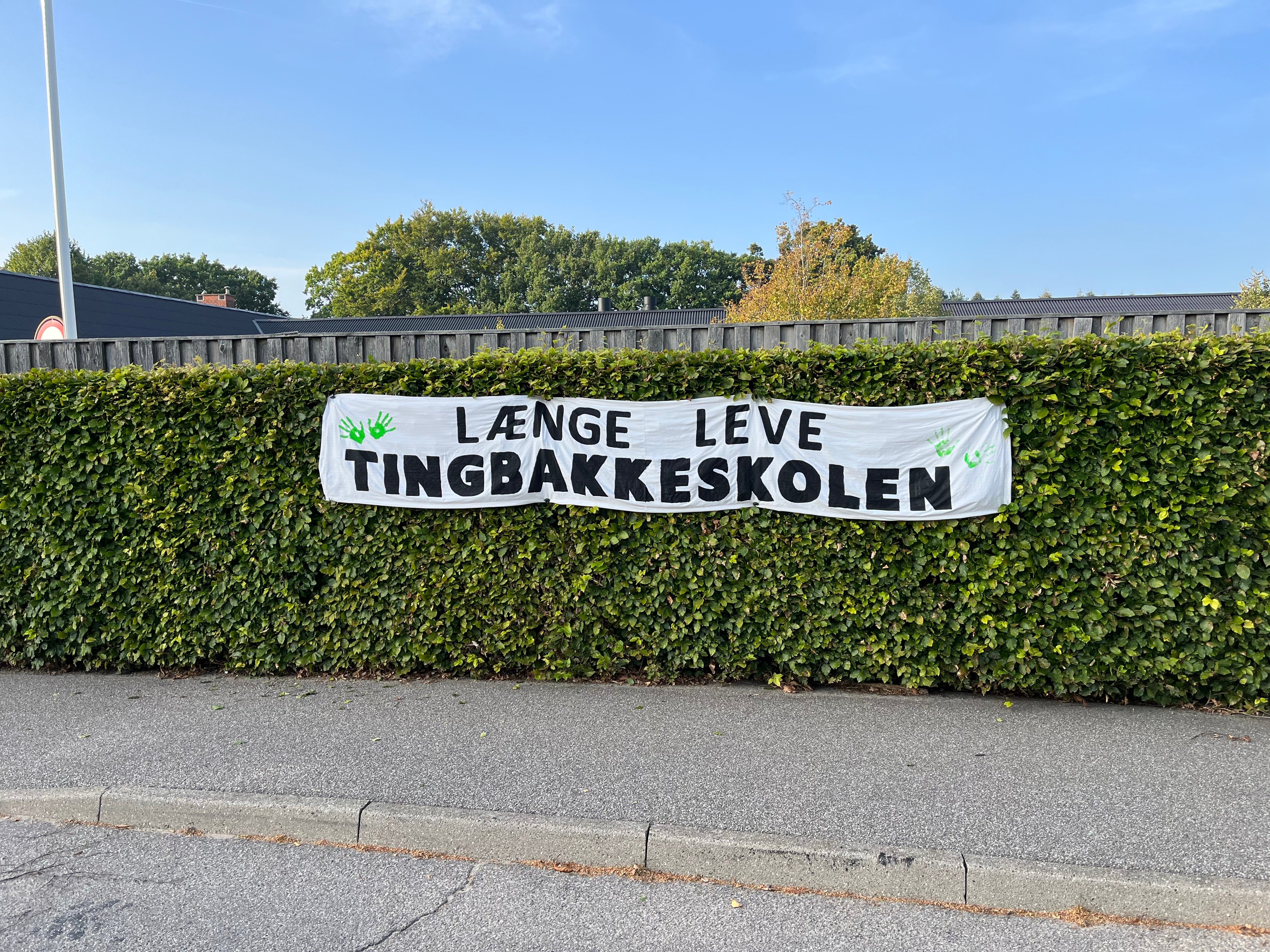 I 2023 kæmpede skolen for livet. Nu er den - i hvert fald på papiret - en socialdemokratisk mønsterskole.