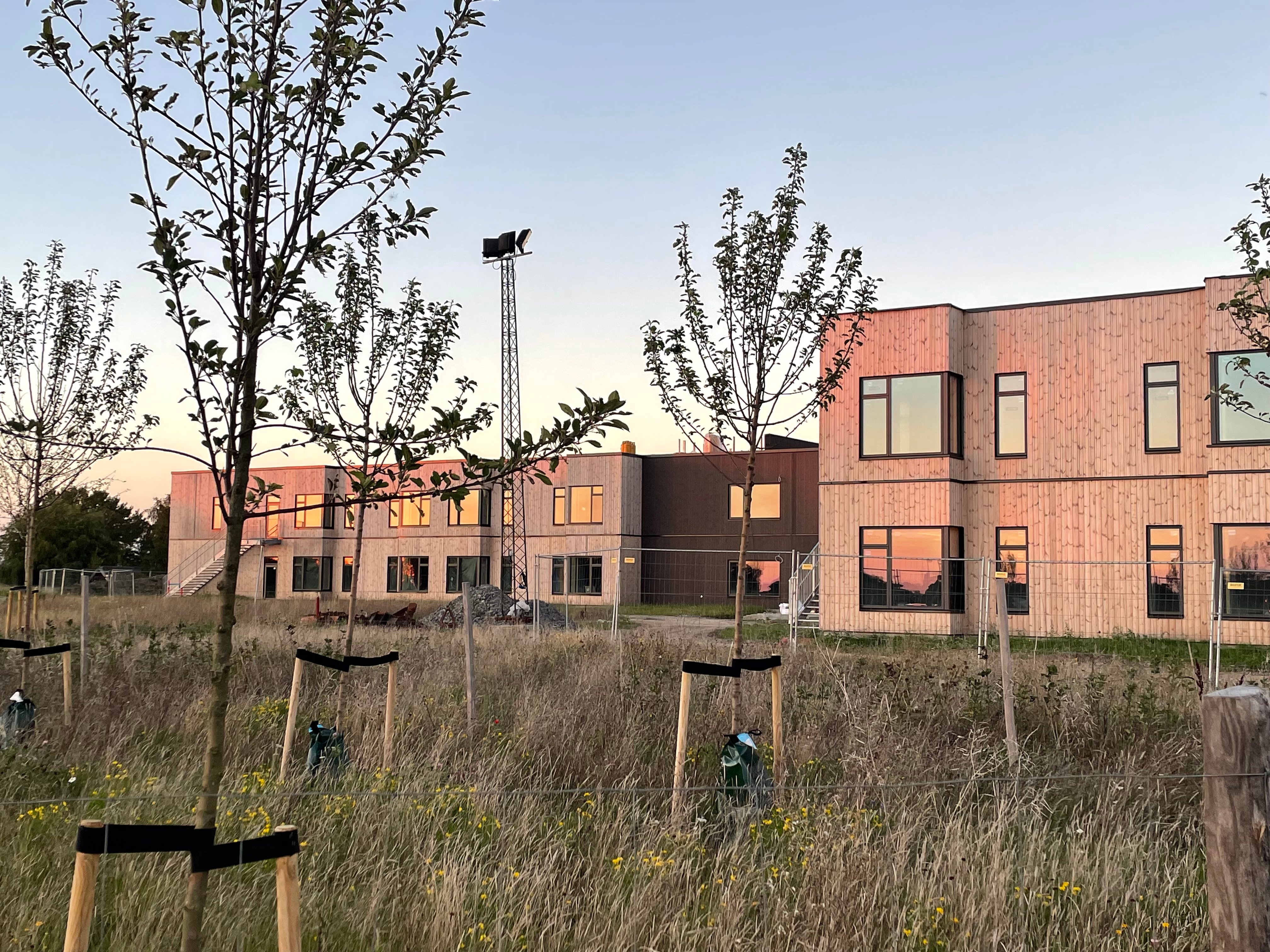 Der er snart åbent hus i Helene Marie. Interesserede medarbejdere kan få lov at se det nybyggede plejehjem 25. oktober, mens beboere og pårørende kan komme til åbent hus 15. og 28. november. Foto: Mariehjemmene