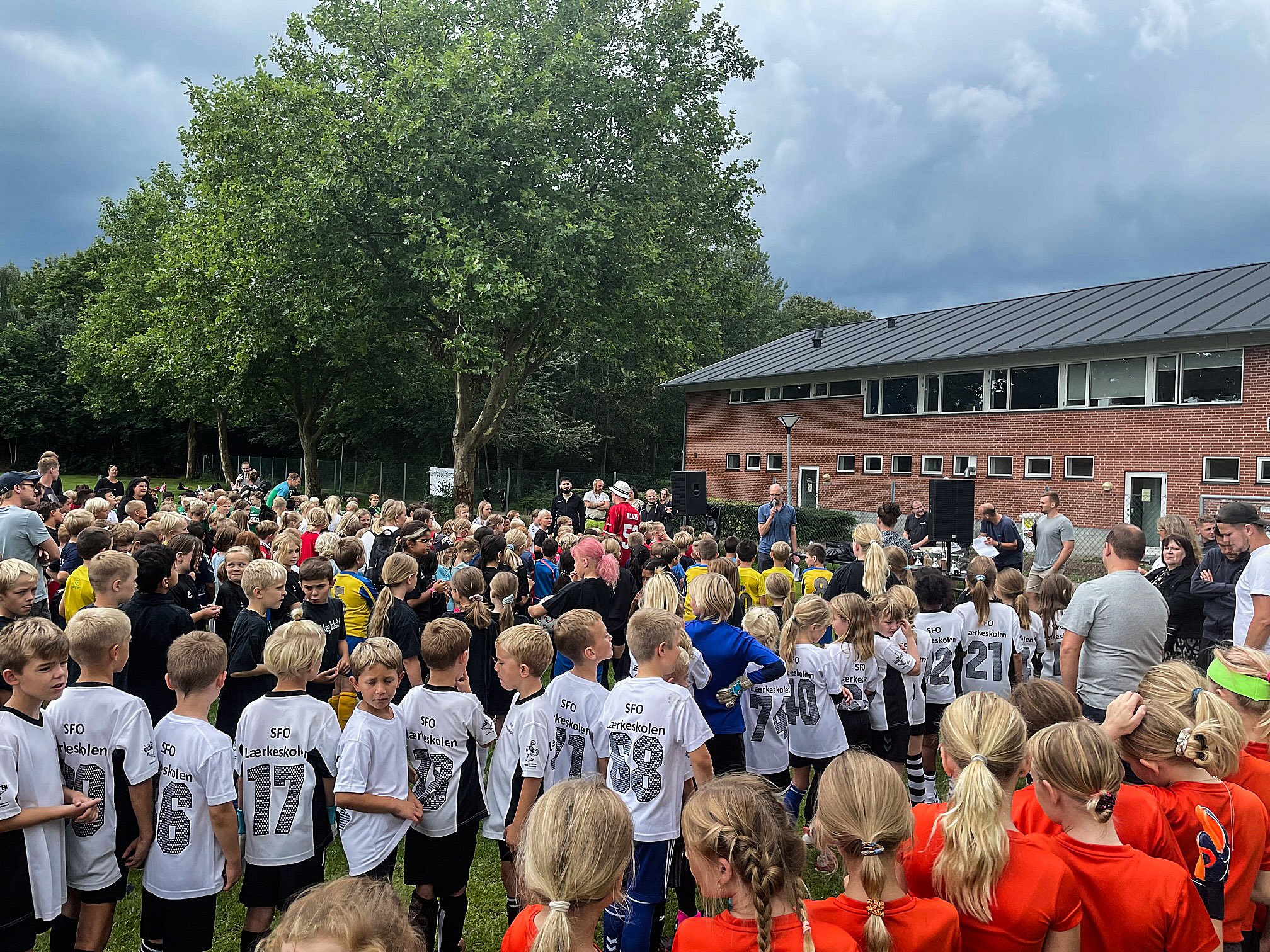 Glæden var i højsædet, da en masse SFO-børn var samlet til en dag med fodbold i Ølstykke. Privatfoto