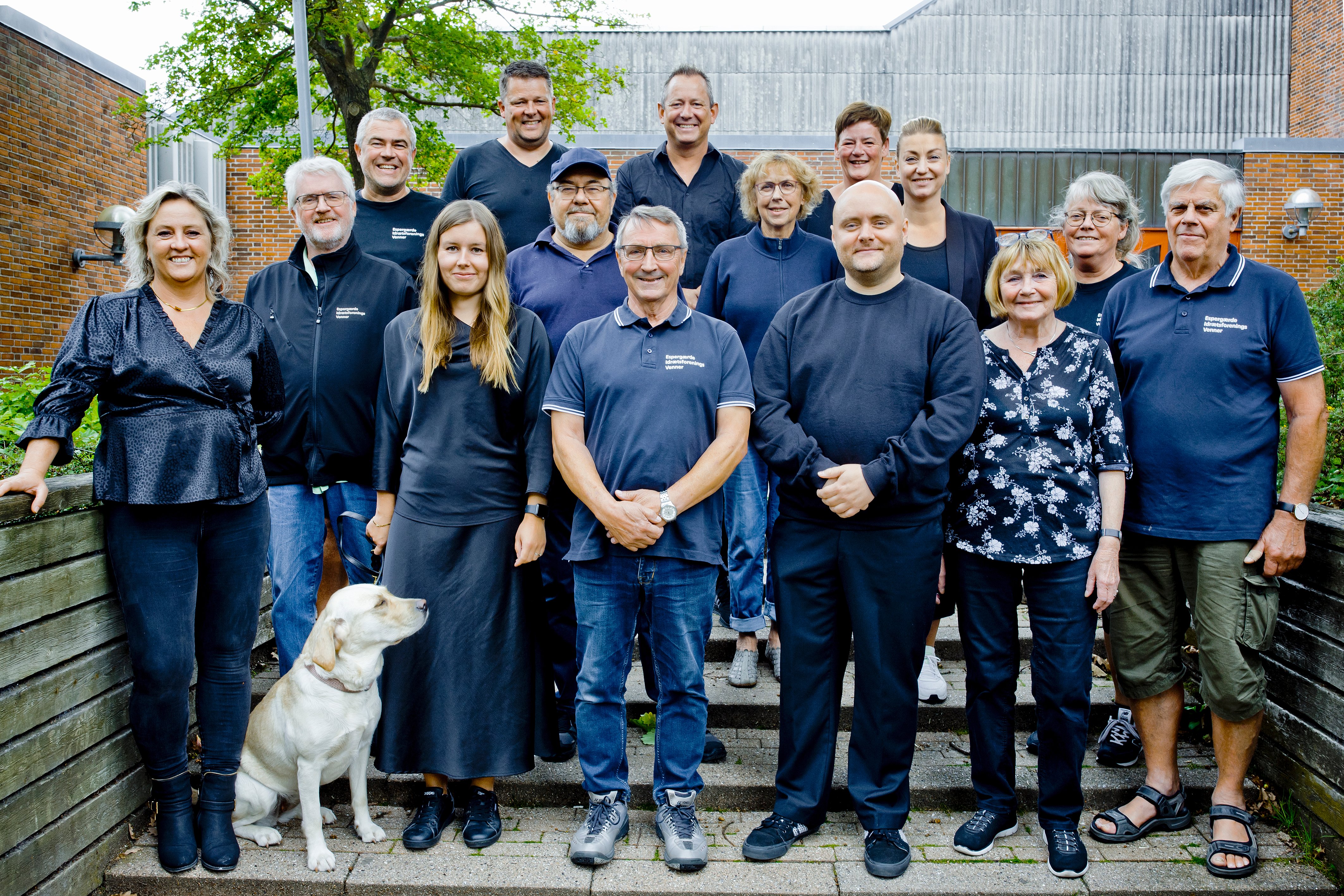 Sådan ser årets revyhold ud. Foto: Claus Boesen.