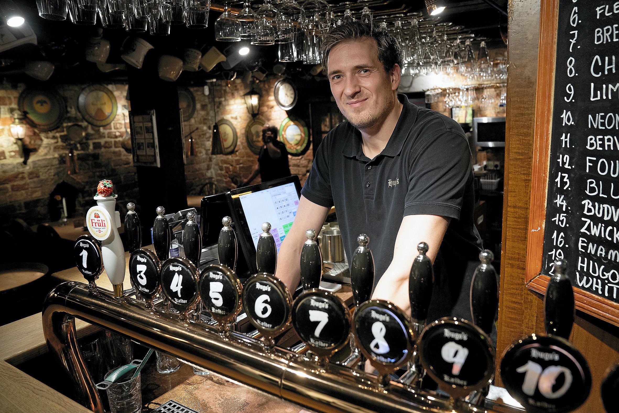 Philip Aagaard er ny barchef i Hugos Kælder. Foto: Thomas Olsen