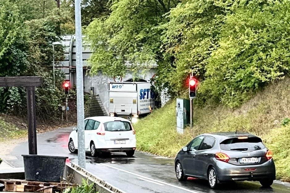 Det gik galt sidste torsdag og så igen tirsdag i den lille tunnel i Viby. Foto: Privat