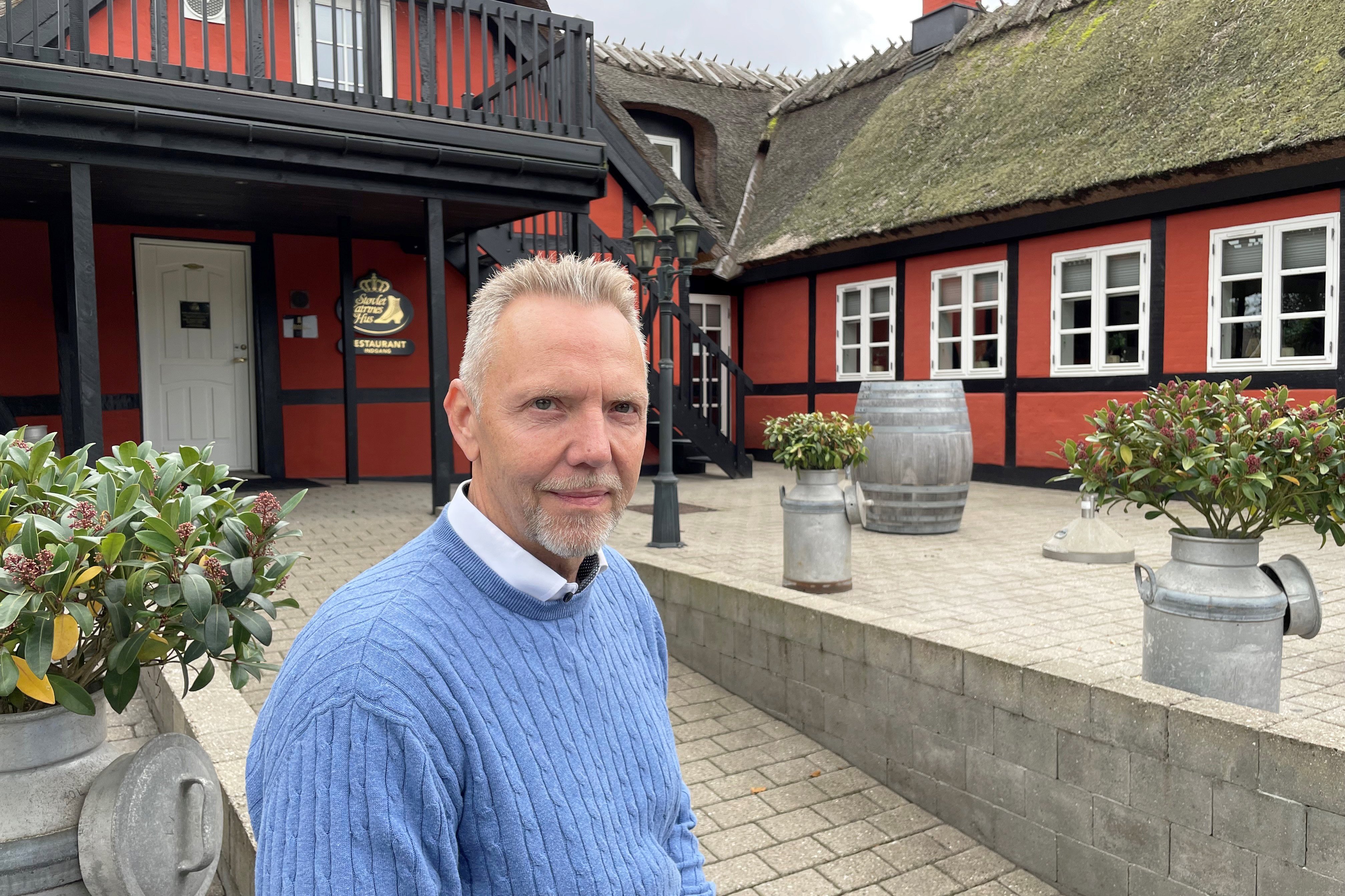 Lars Mortensen var tæt på at knække fysisk og økonomisk, da han for 25 år siden ville indføre ny nordisk mad til Sorø. Redningen kom med gule ærter.